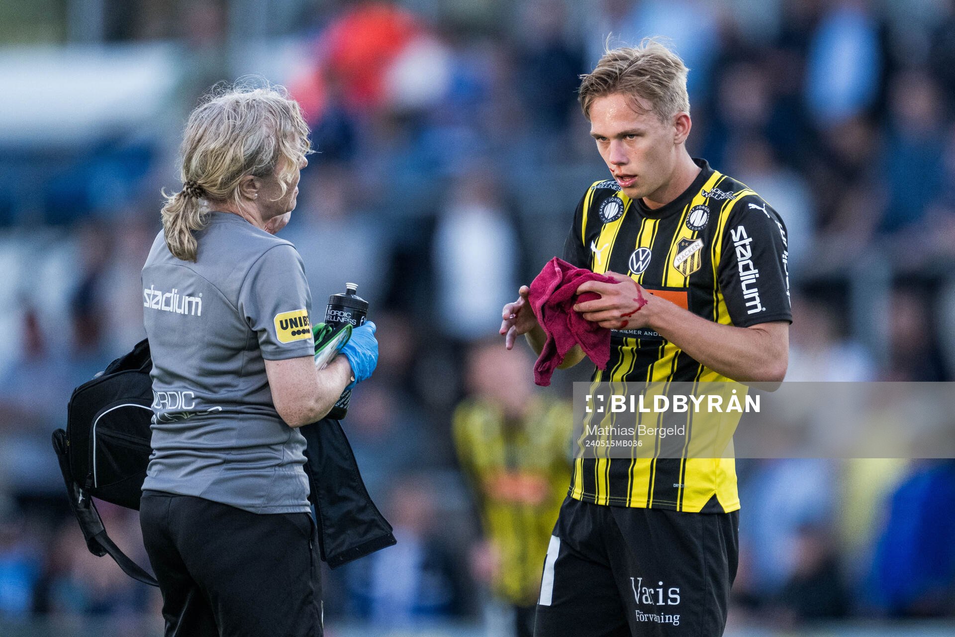 Häckens Pontus Dahbo har ont