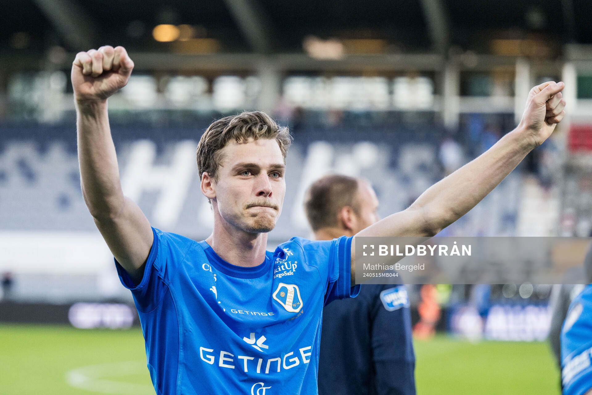 Halmstads Villiam Granath jublar efter fotbollsmatchen i Allsvenskan mellan Halmstad och Häcken den 15 maj 2024 i Halmstad. 