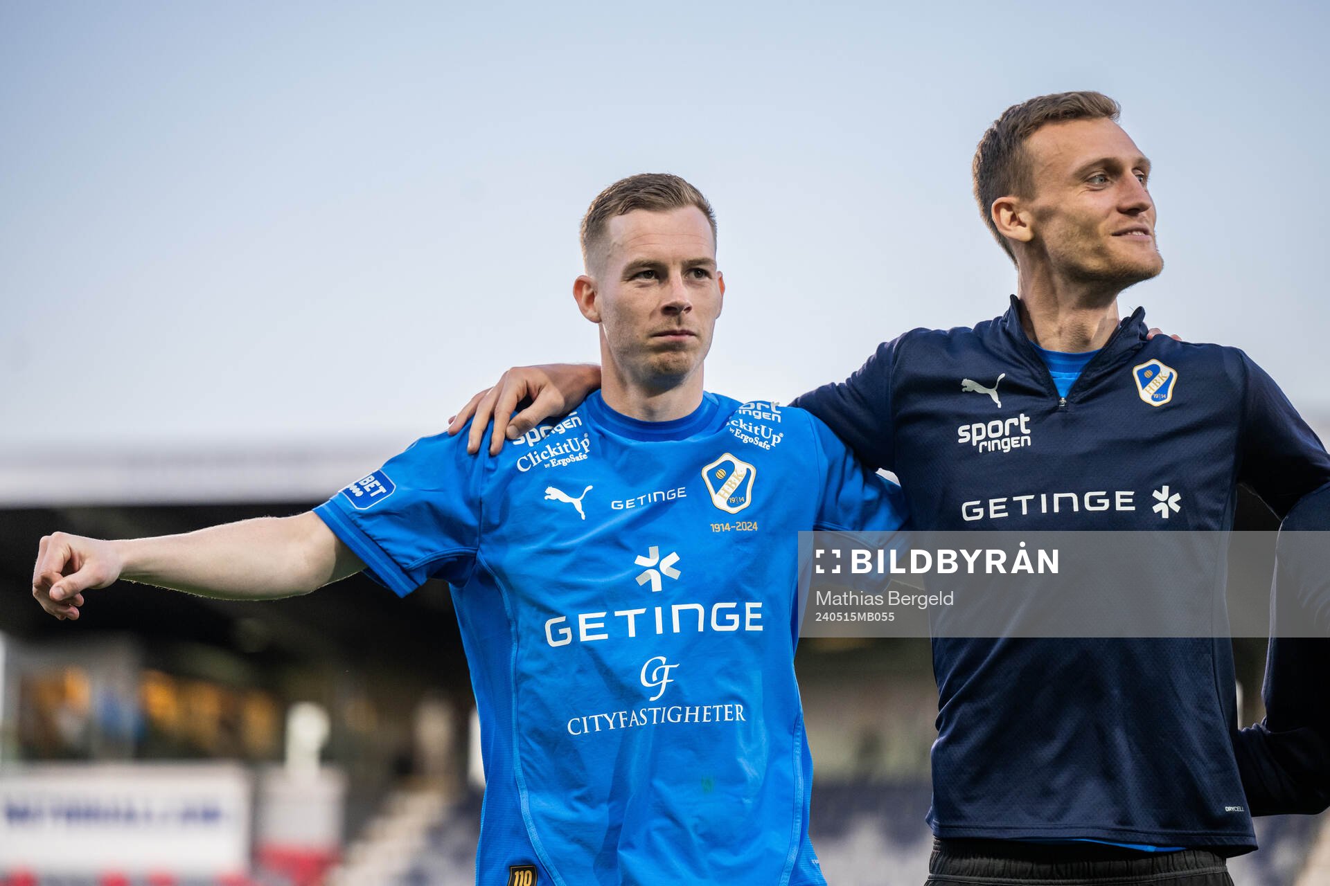 Halmstads Gisli Eyjolfsson och Viktor Granath jublar