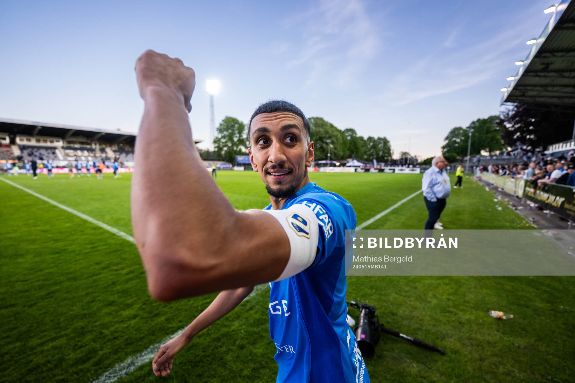 Halmstads Amir Al-Ammari jublar efter fotbollsmatchen i Allsvenskan mellan Halmstad och Häcken den 15 maj 2024 i Halmstad. 