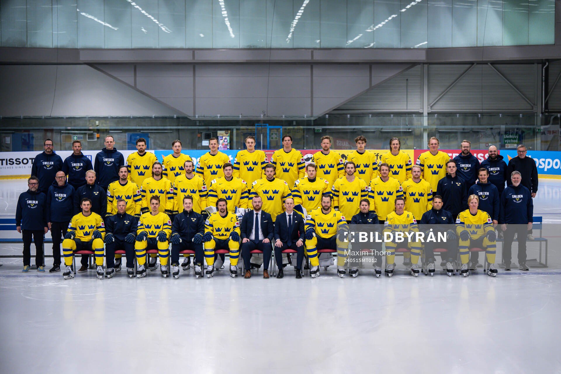 Players and staff of Sweden pose for a team group photo