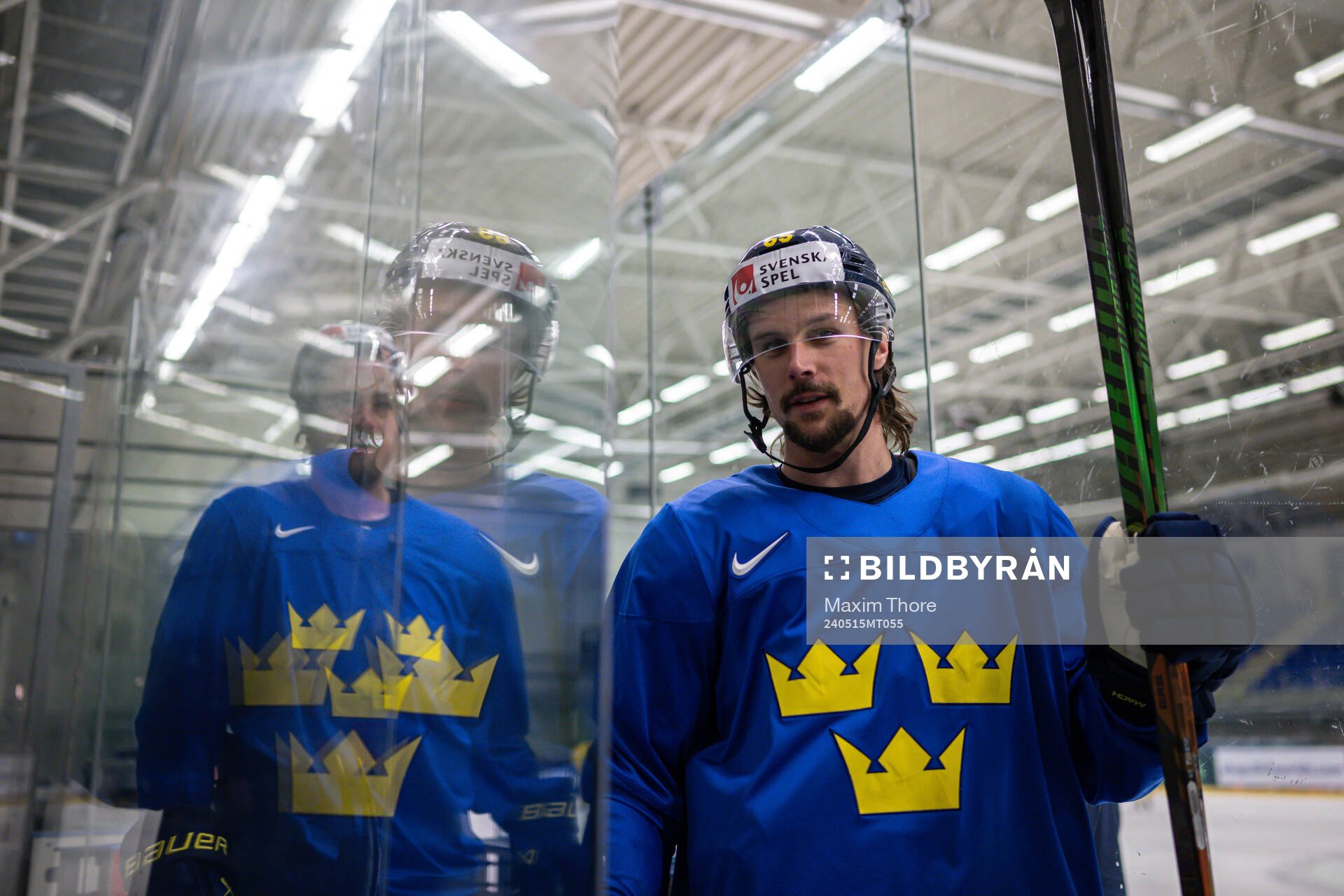 Victor Hedman and Erik Karlsson of Sweden