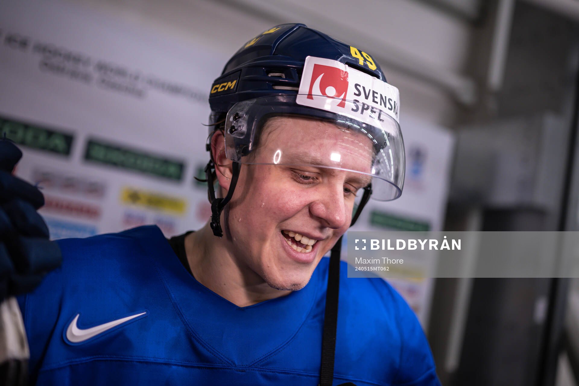 Fabian Zetterlund of Sweden speaks with media