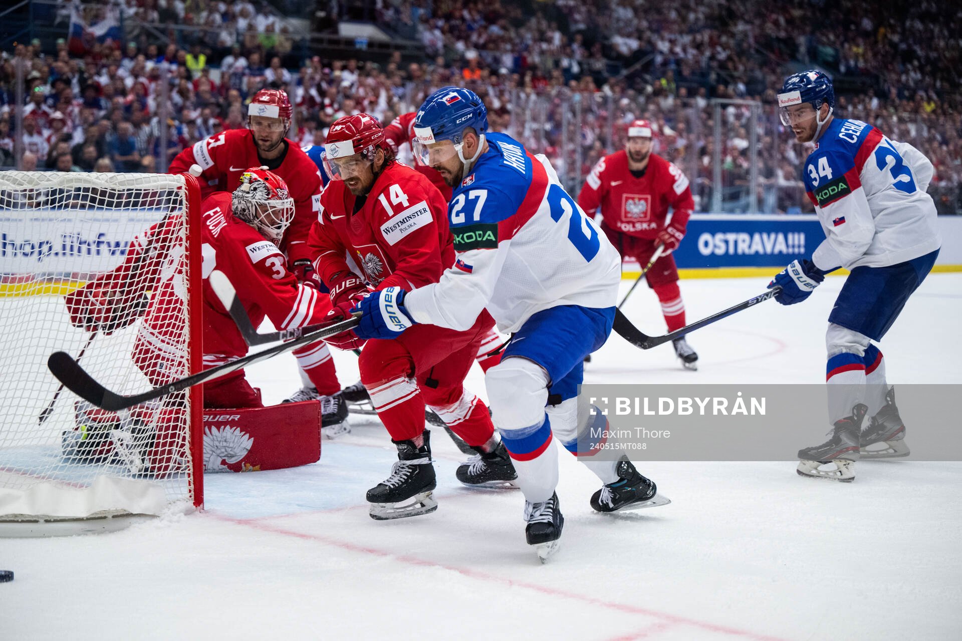 Dominik Pas of Poland and Marek Hrivik of Slovakia