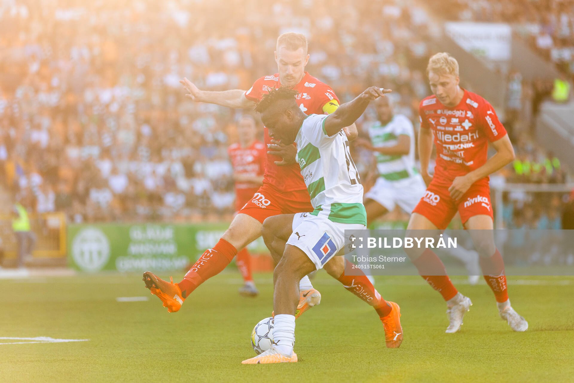 Värnamos Freddy Winsth och Västerås Henry Offia