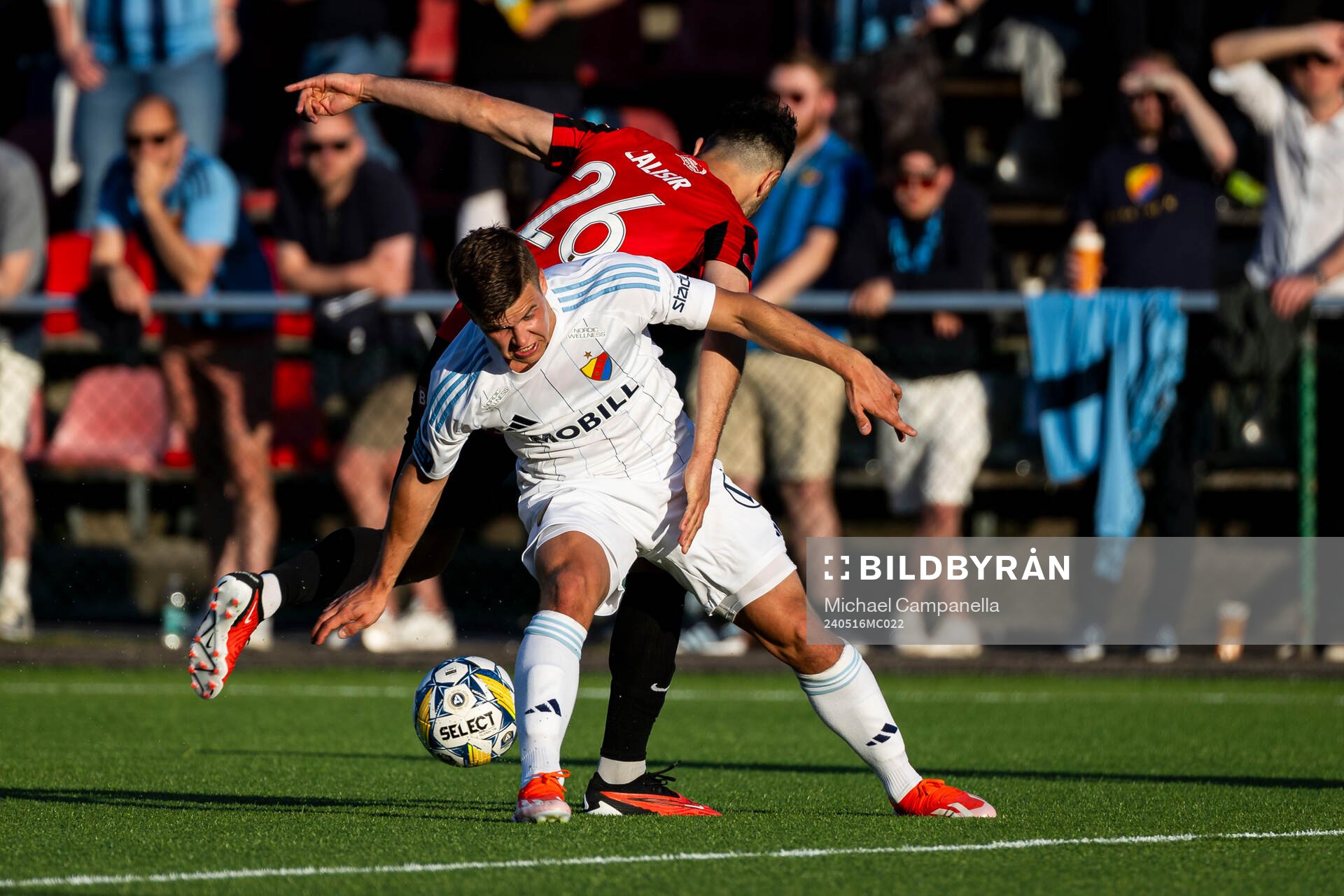 Djurgårdens Samuel Dahl och Brommapojkarnas André Calisir