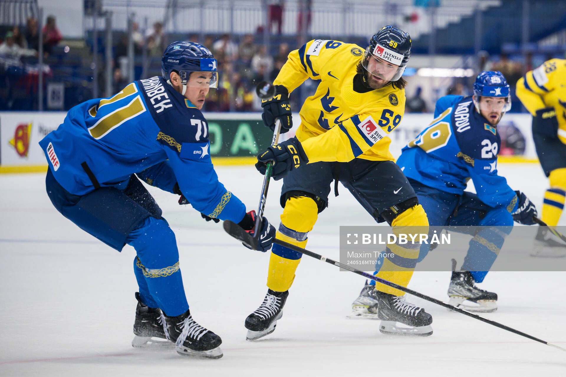 Linus Johansson of Sweden and Madi Dikhanbek of Kazakhstan
