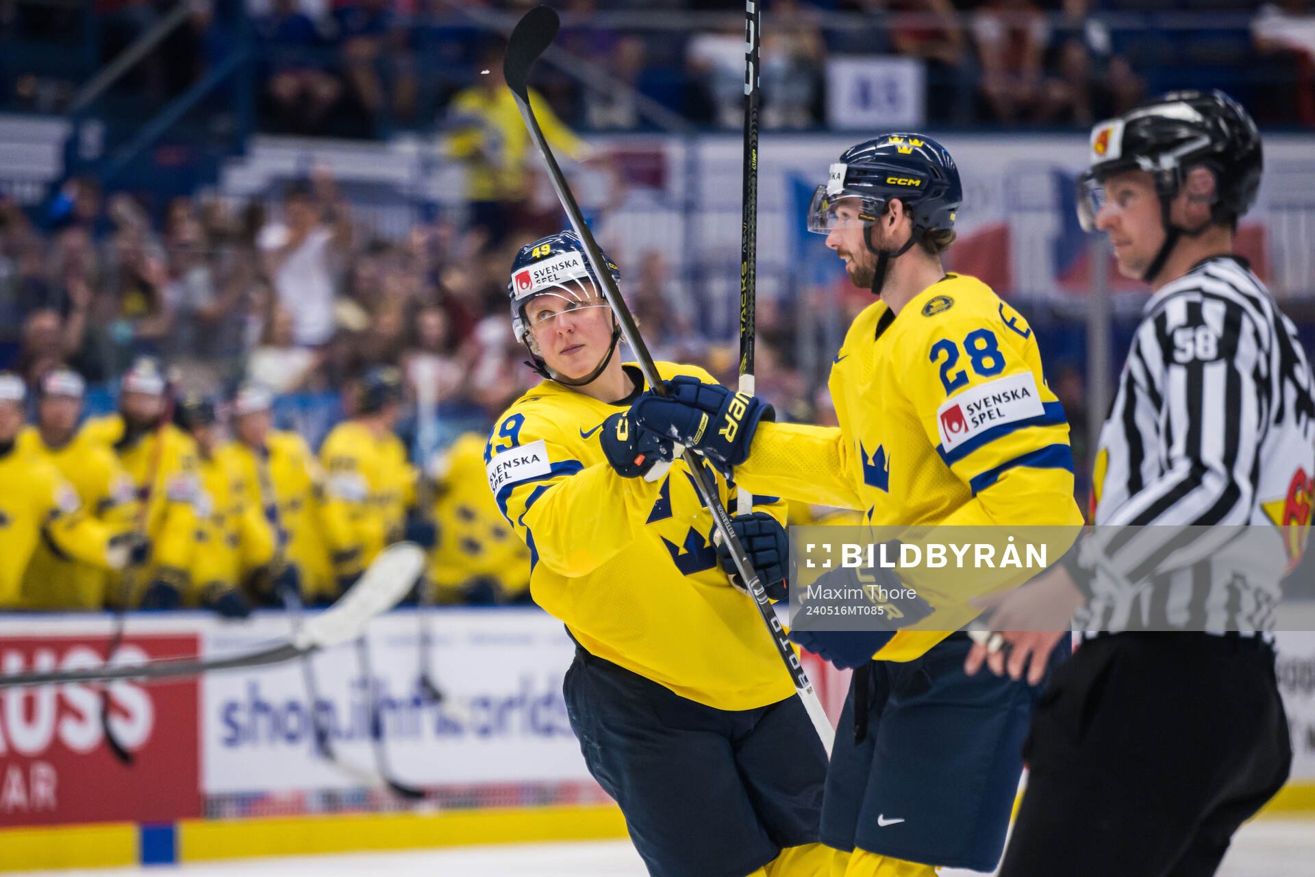 Fabian Zetterlund and Marcus Pettersson of Sweden celebrate