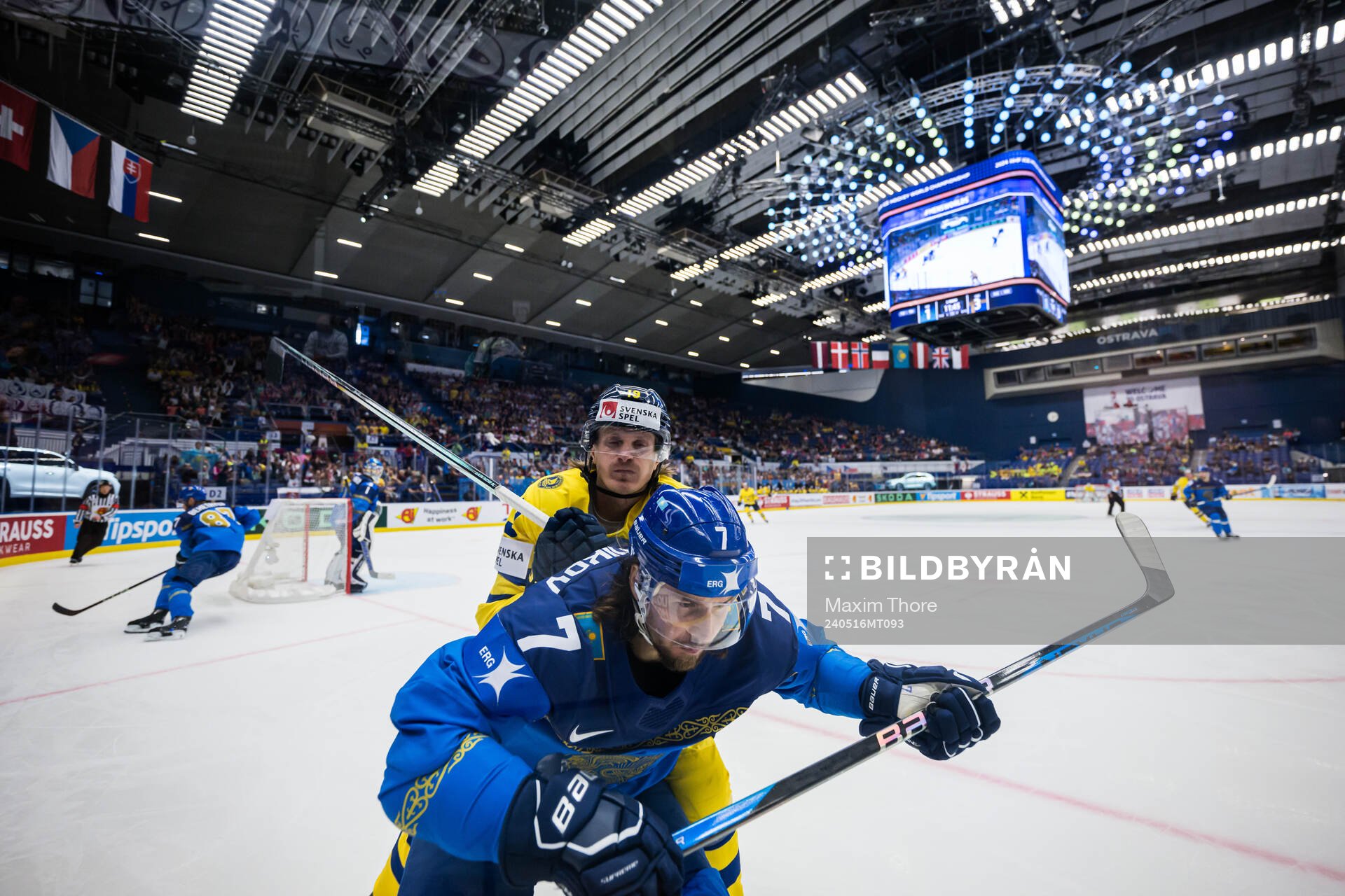 Marcus Sörensen of Sweden and Leionid Metalnikov of
