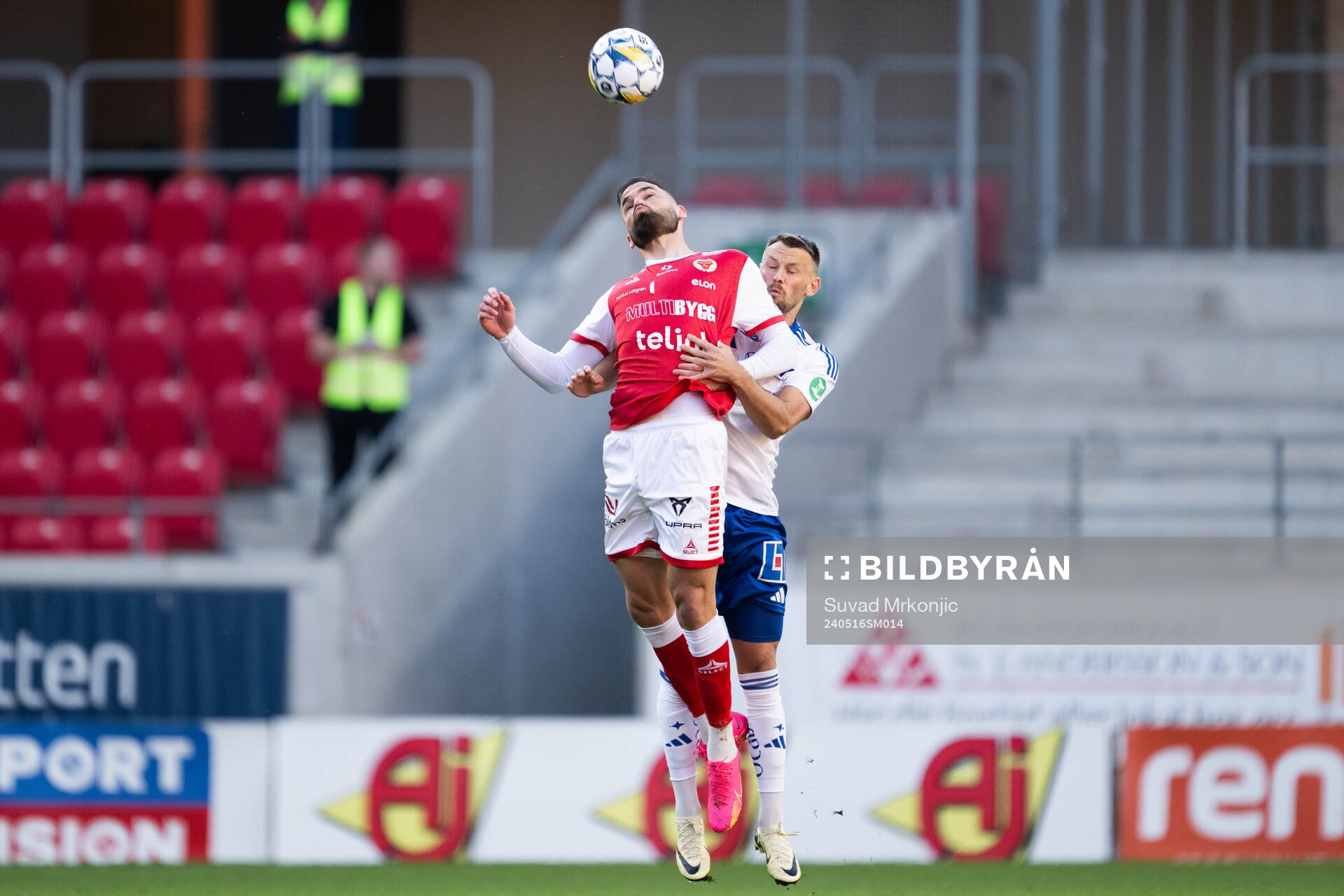 Kalmars Dino Islamovic och IFK Norrköpings Max Watson