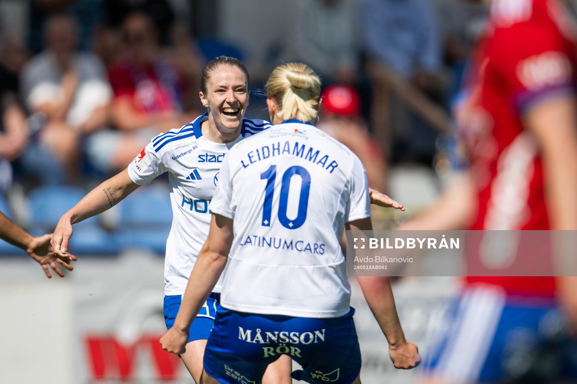 IFK Norrköpings Sabina Ravnell jublar under fotbollsmatchen i Damallsvenskan mellan Vittsjö och IFK Norrköping den 18 maj 2024 i Vittsjö.