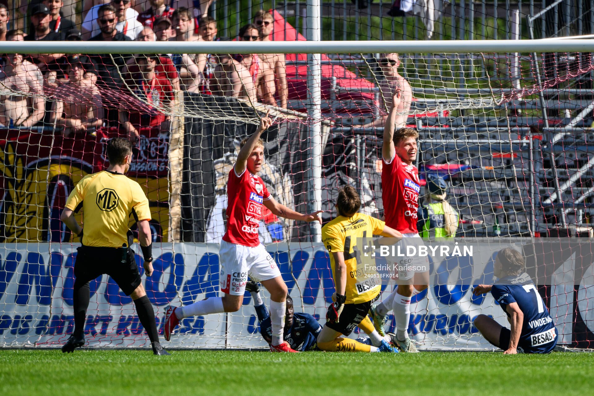 Degerfors Gustav Lindgren jublar