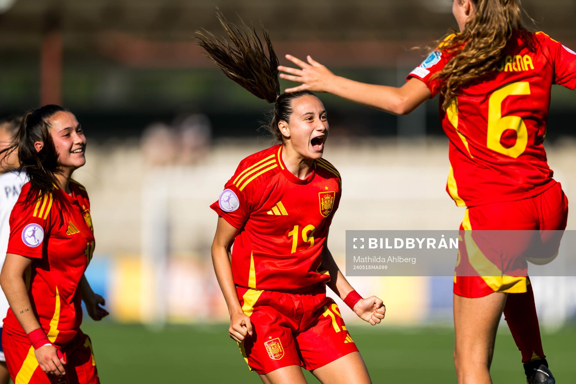 Alba Cerrato of Spain celebrates