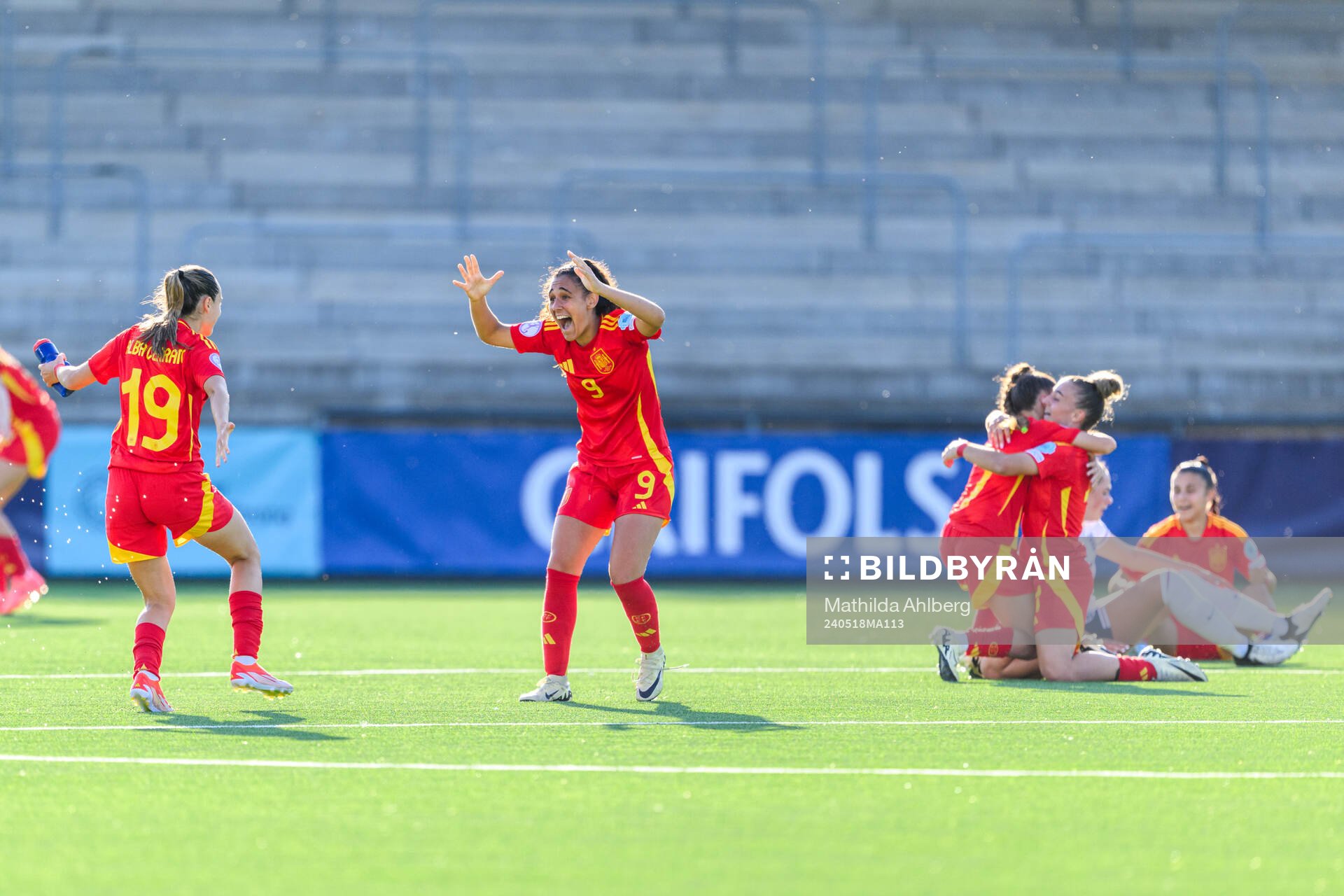 Alba Cerrato and Celia Segura of Spain celebrate