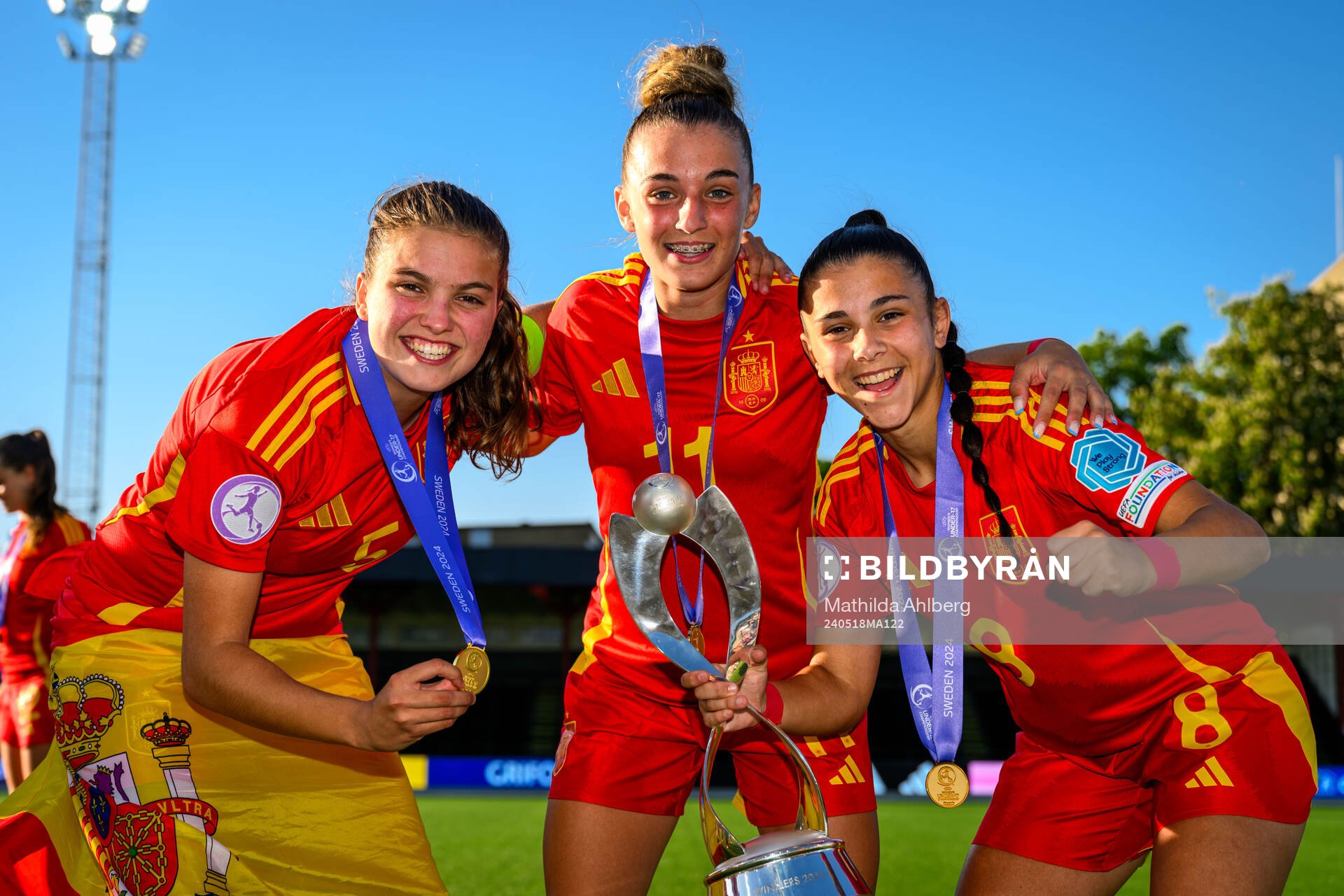 Amaya, Irune Dorado and Folgado of Spain celebrate