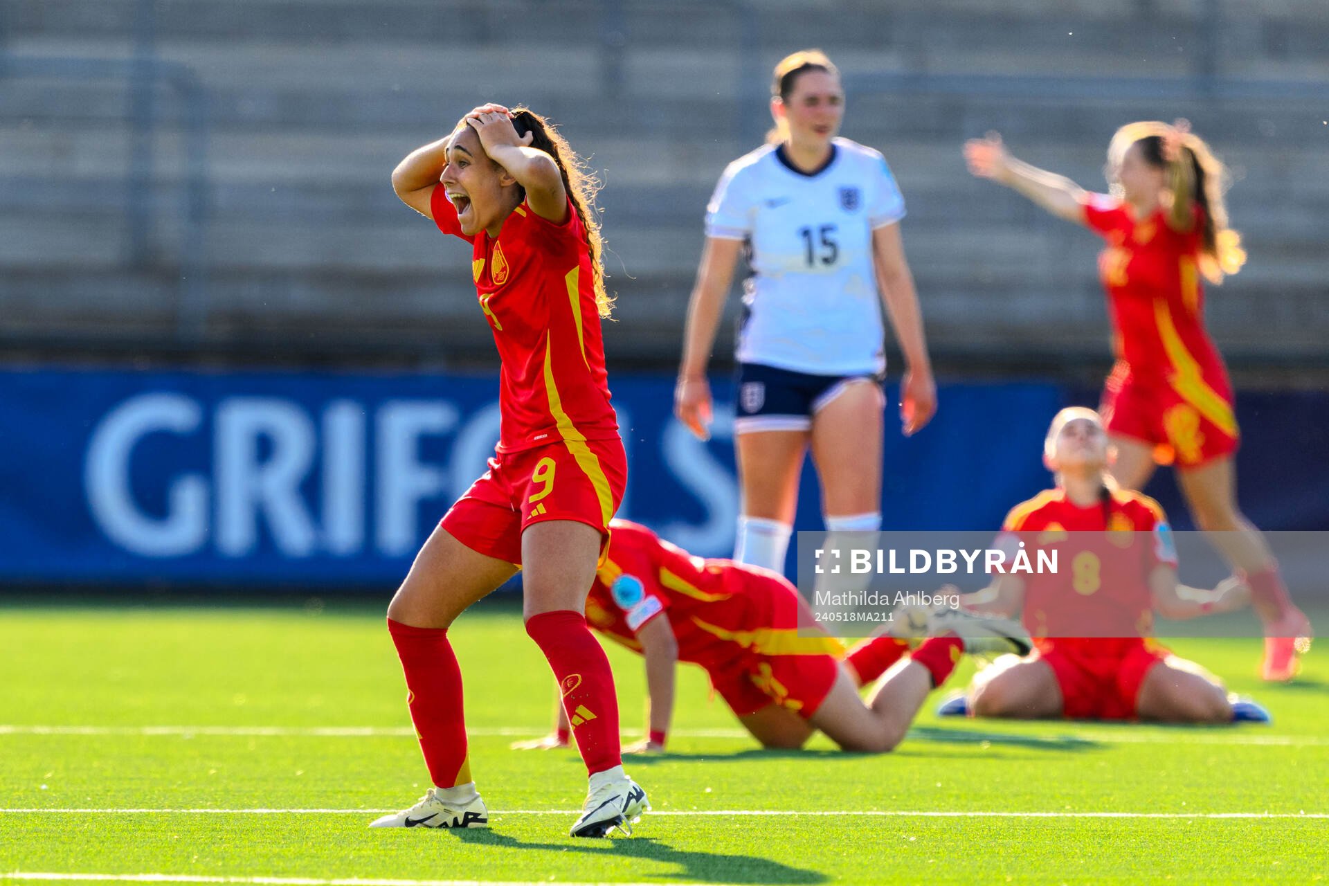 Celia Segura of Spain celebrates