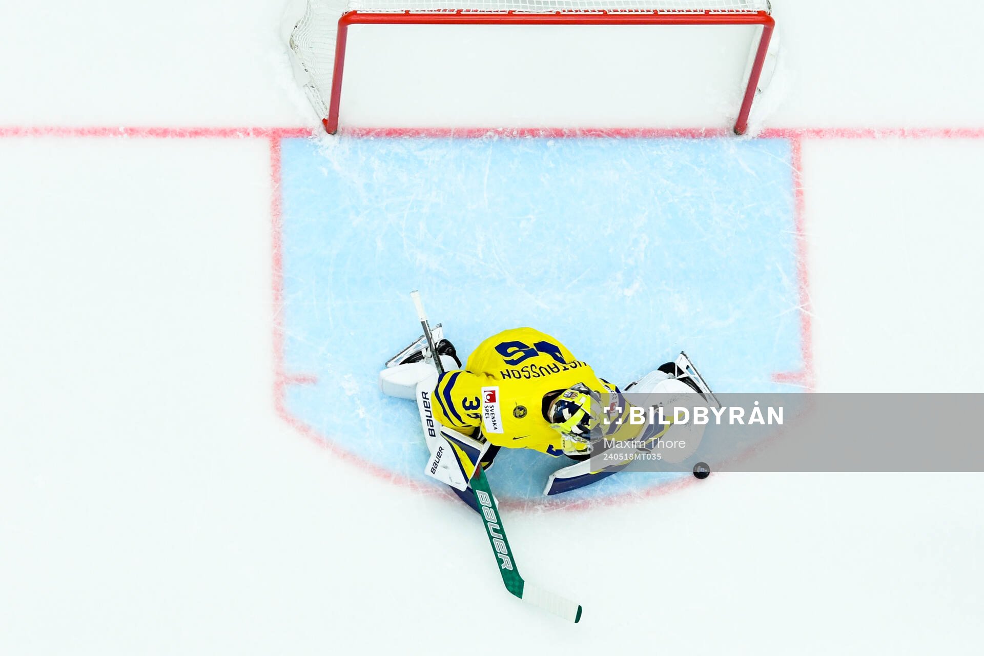 goaltender Filip Gustavsson of Sweden