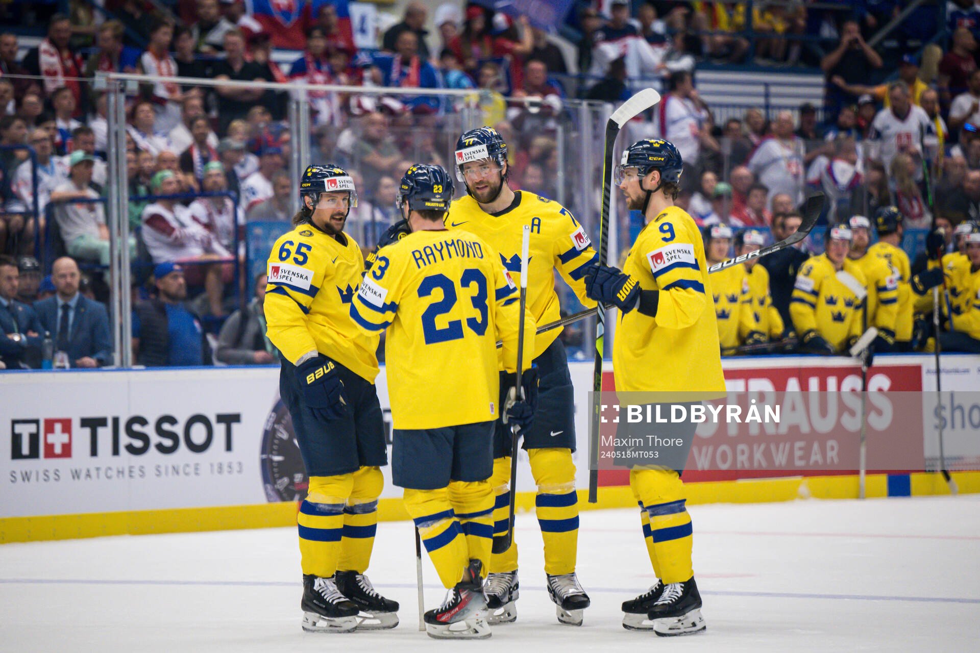 Erik Karlsson, Lucas Raymond, Victor Hedman and Adrian