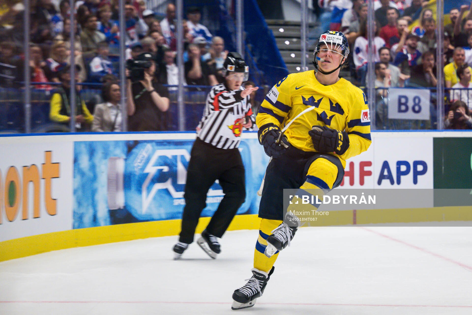 Fabian Zetterlund of Sweden celebrates