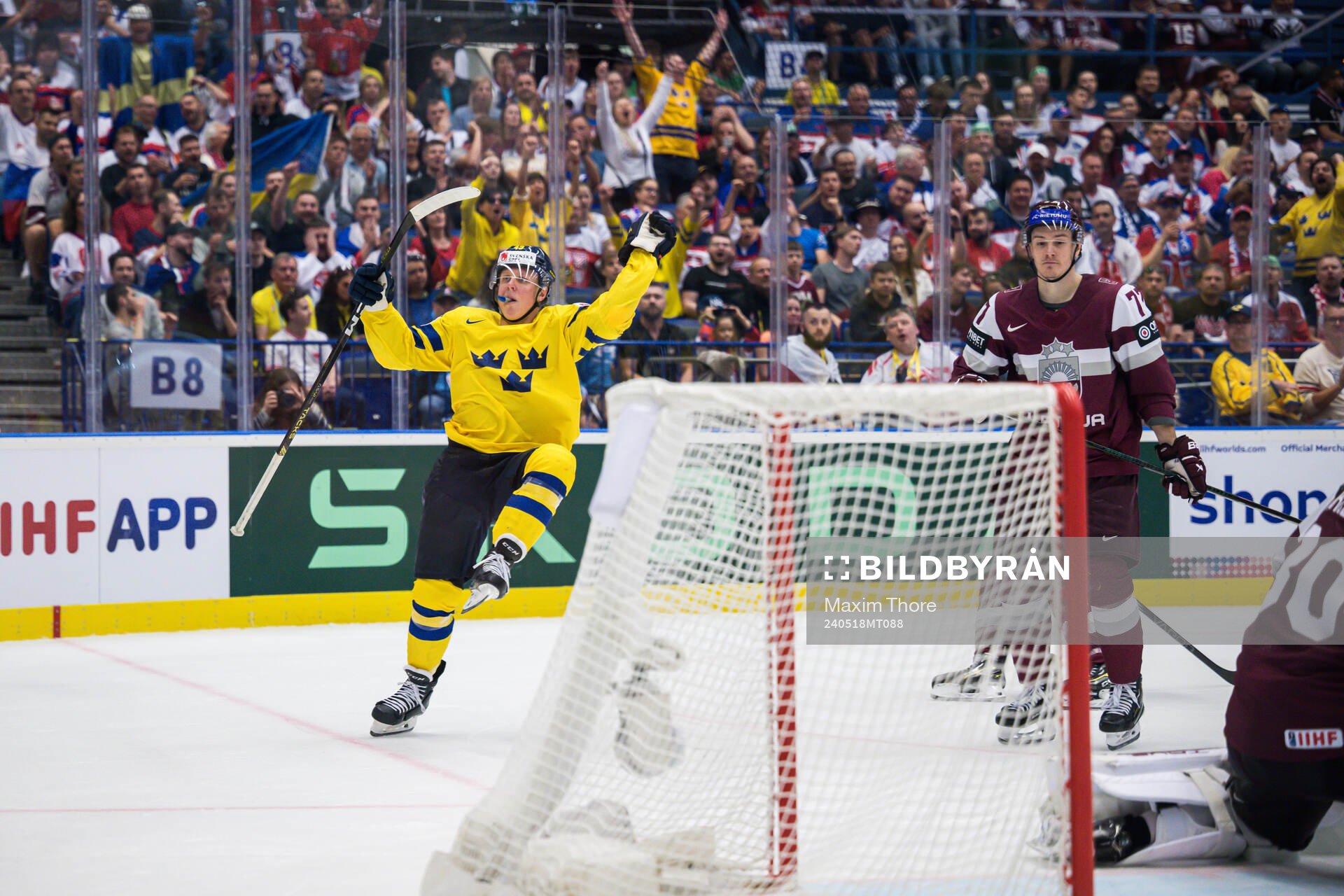 Fabian Zetterlund of Sweden celebrates