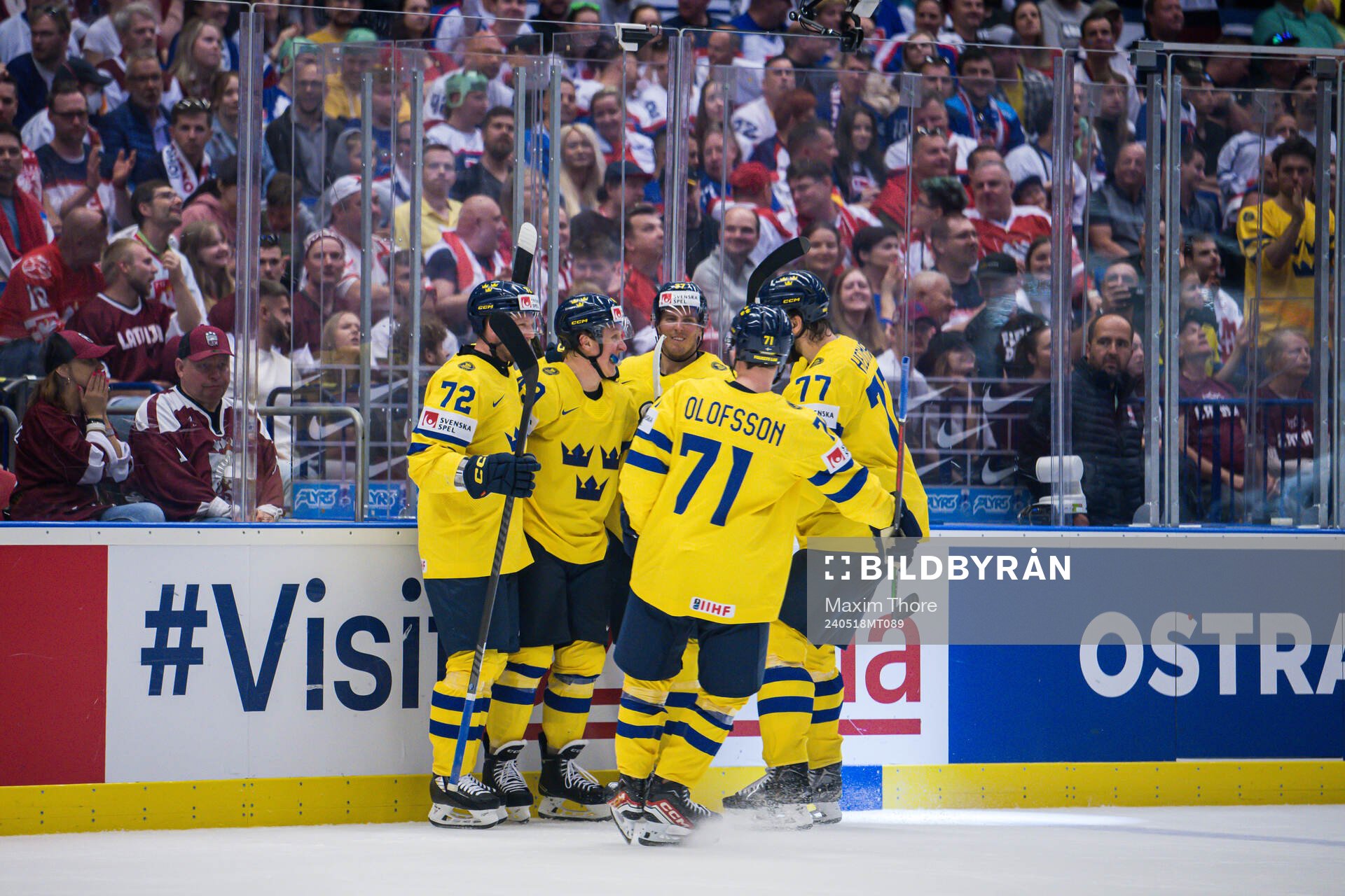 Fabian Zetterlund of Sweden celebrates