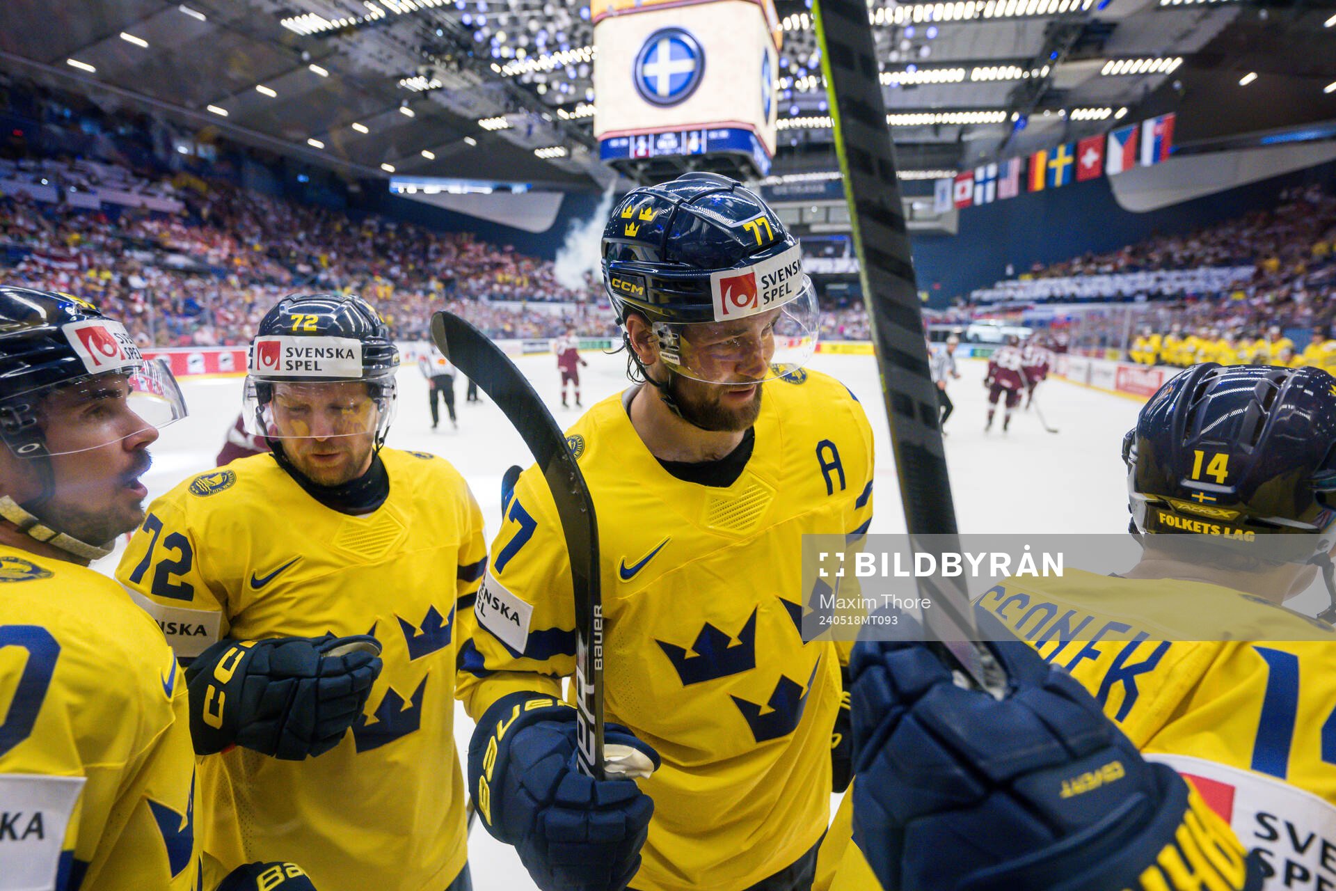 Victor Hedman and Joel Eriksson Ek of Sweden celebrate