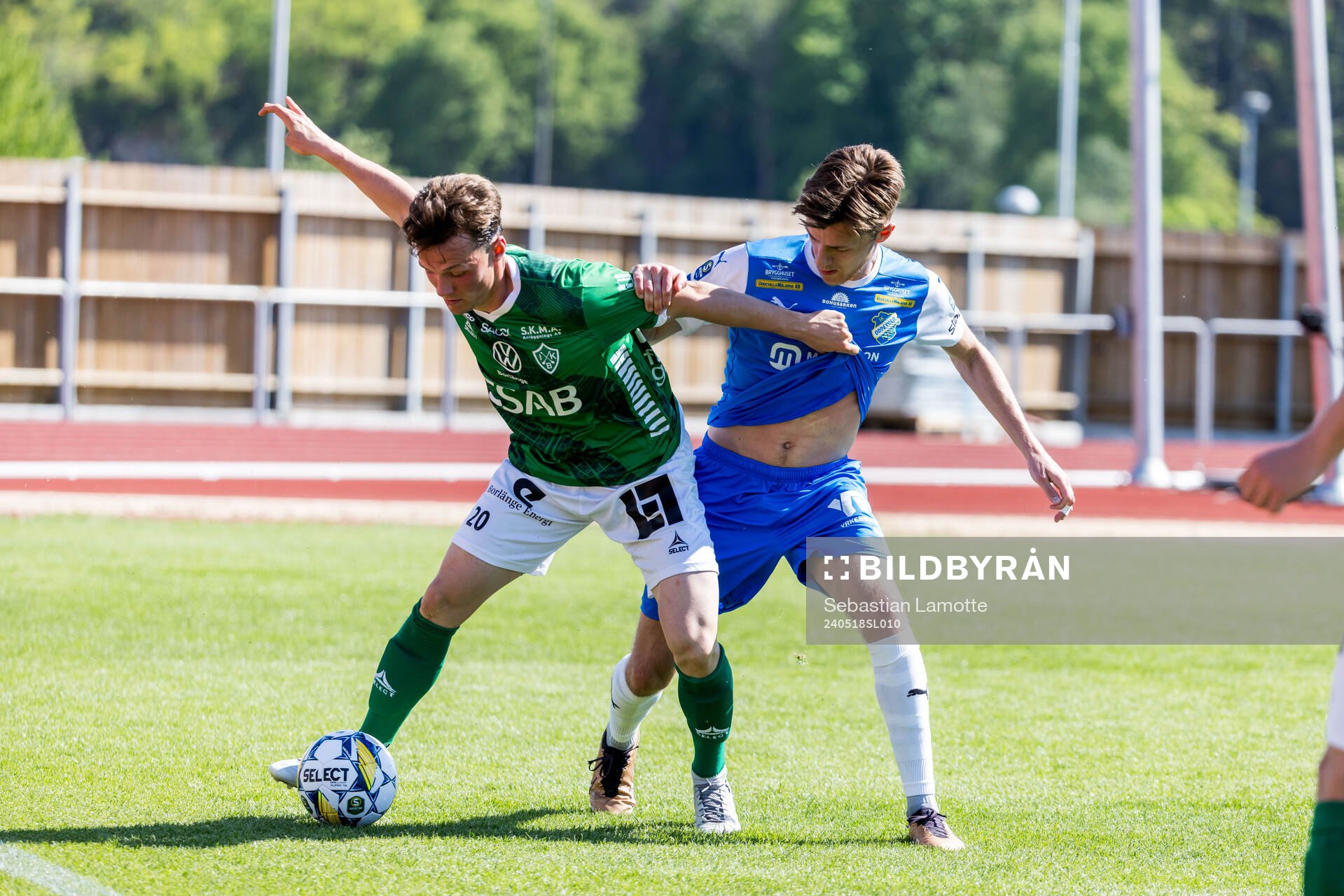 Brages Filip Sjöberg och IK Oddevolds Gustav Forssell
