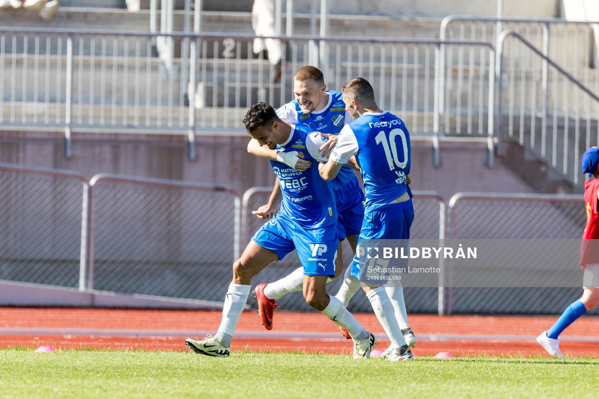 IK Oddevolds Assad Al Hamlawi jublar efter 1-1 under fotbollsmatchen i Superettan mellan IK Oddevold och Brage den 18 maj 2024 i Uddevalla.