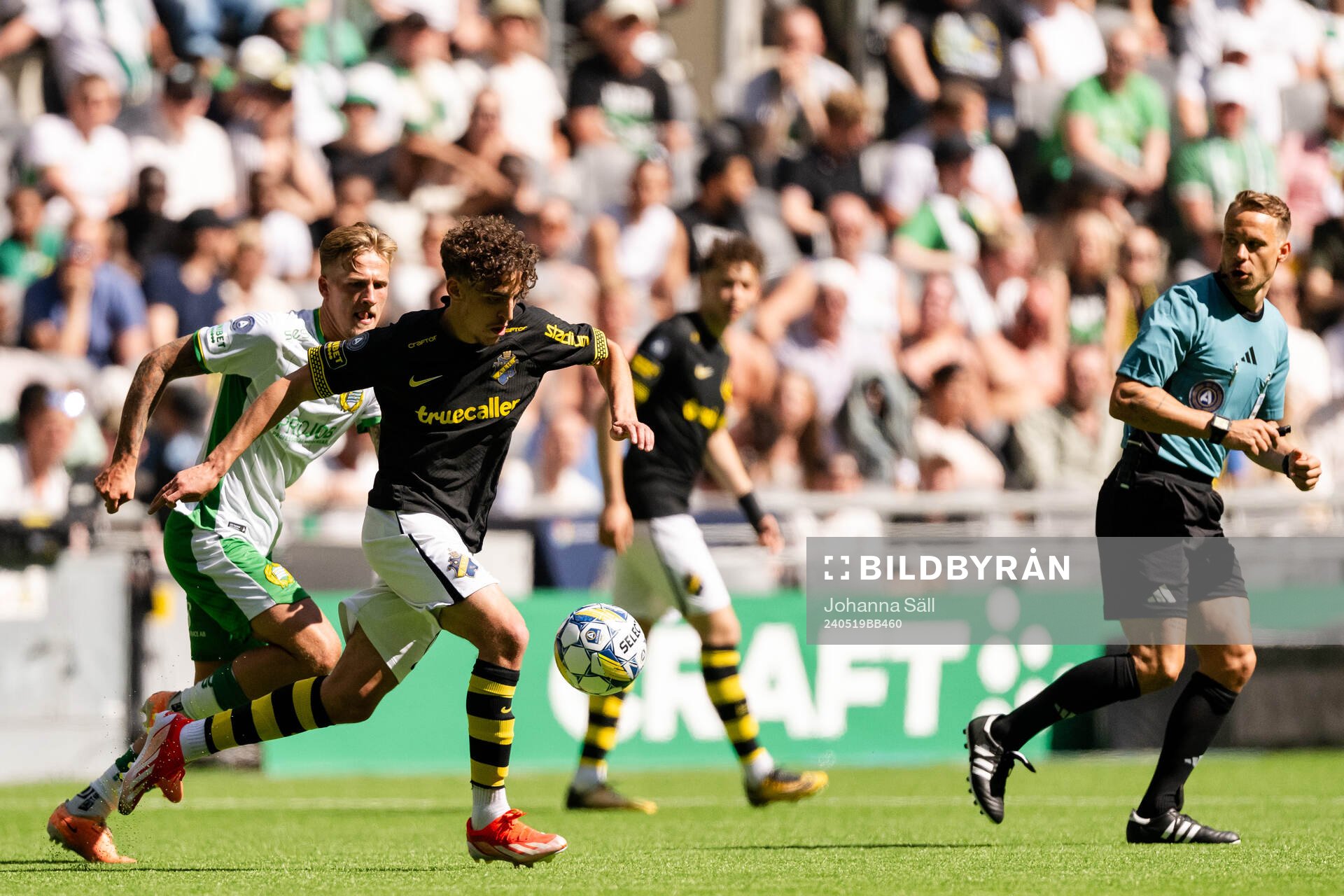 AIKs Taha Ayari och Hammarbys Fredrik Hammar