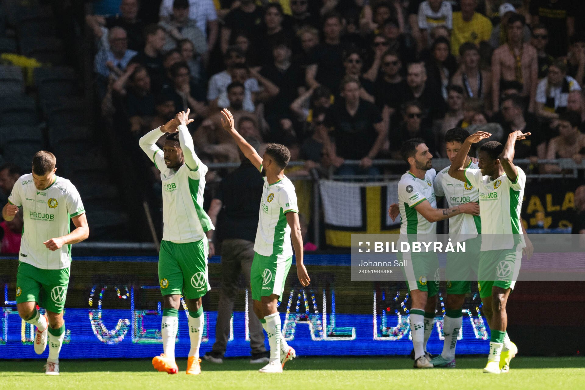 Hammarbys Shaquille Pinas jublar
