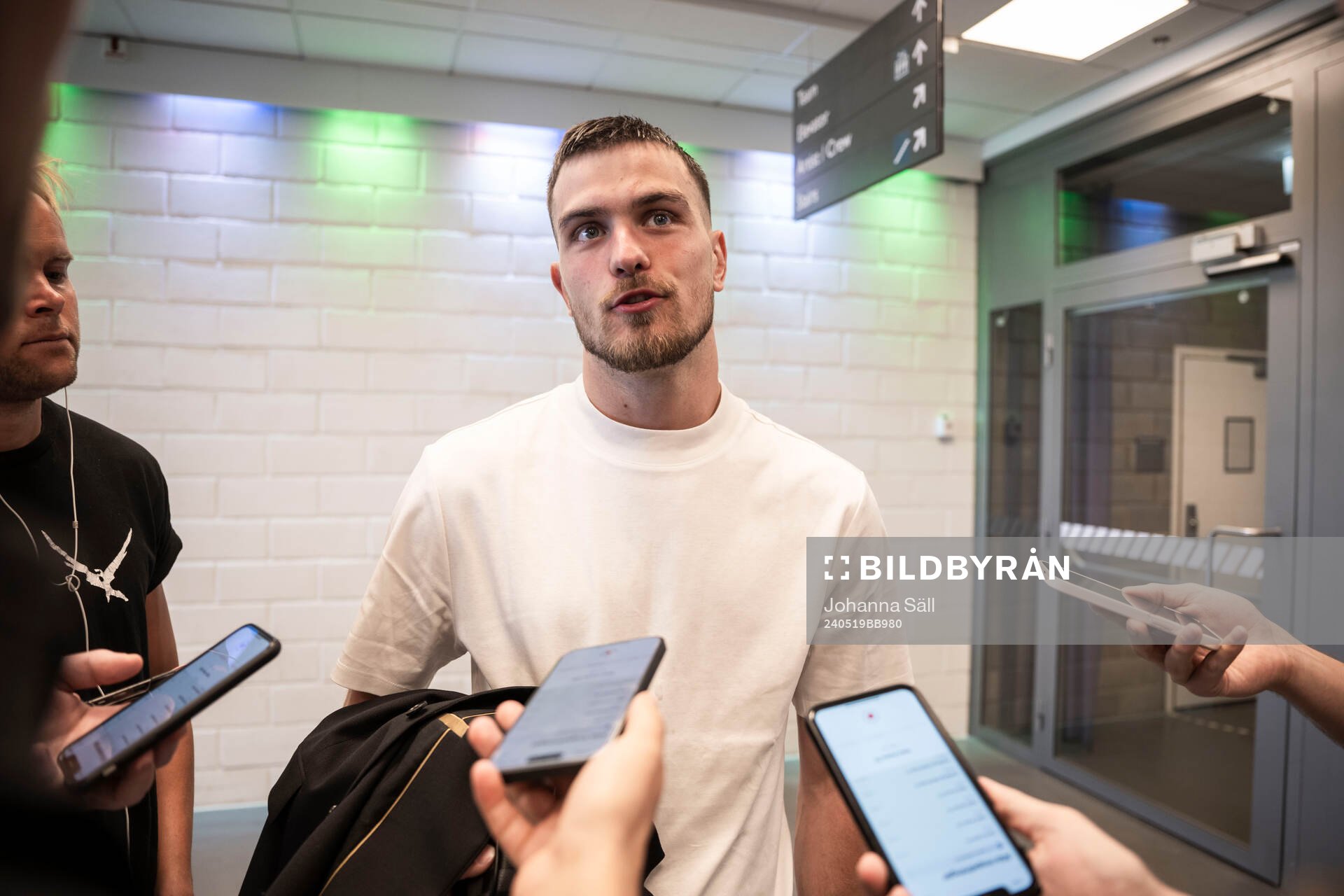 Hammarbys Pavle Vagic i mixade zonen