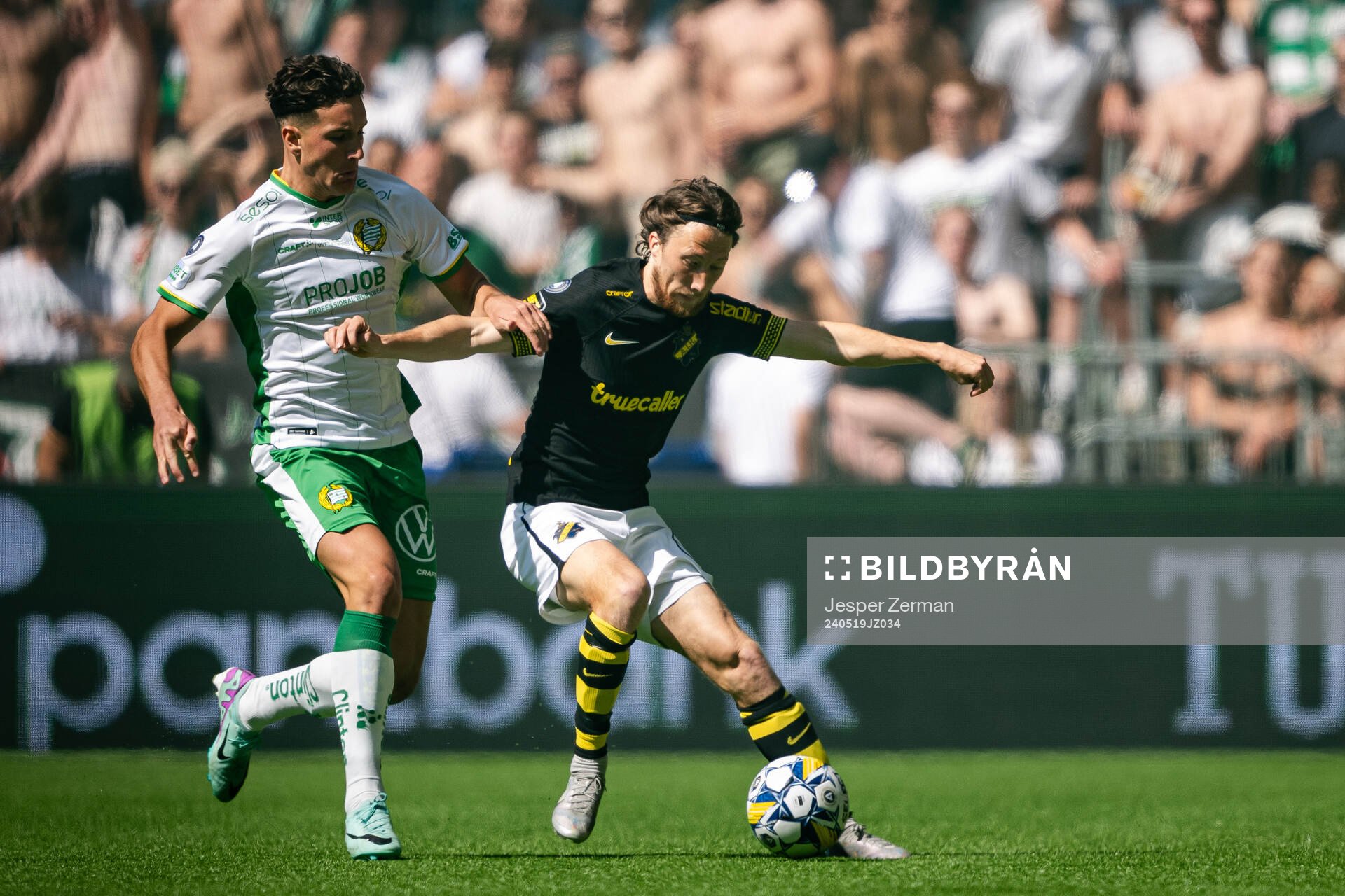 Hammarbys Deniz Gul och AIKs Axel Björnström