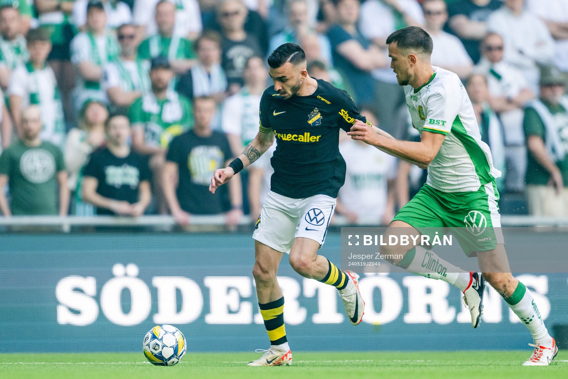 AIKs Ioannis Pittas och Hammarbys Pavle Vagic