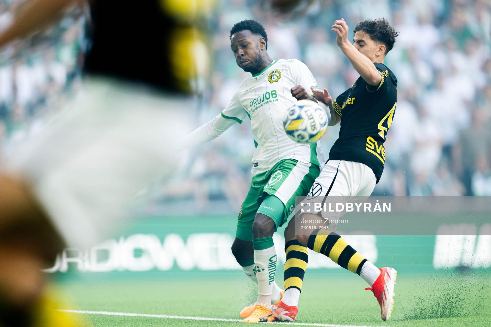 Hammarbys Shaquille Pinas och AIKs Taha Ayari