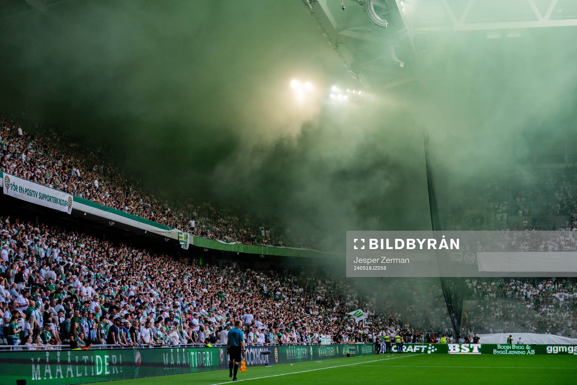 Hammarbys supportrar med tifo