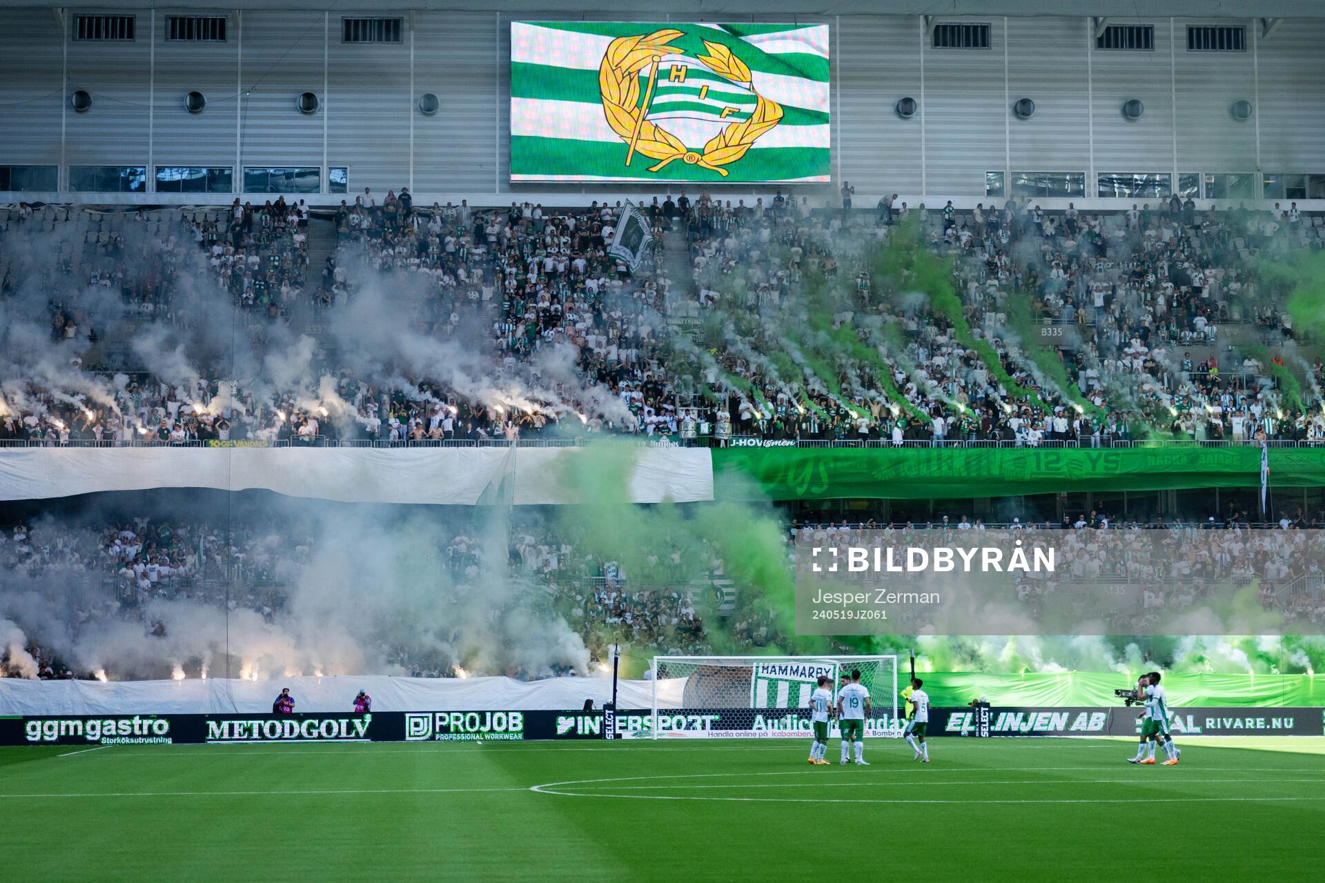 Hammarbys supportrar med tifo