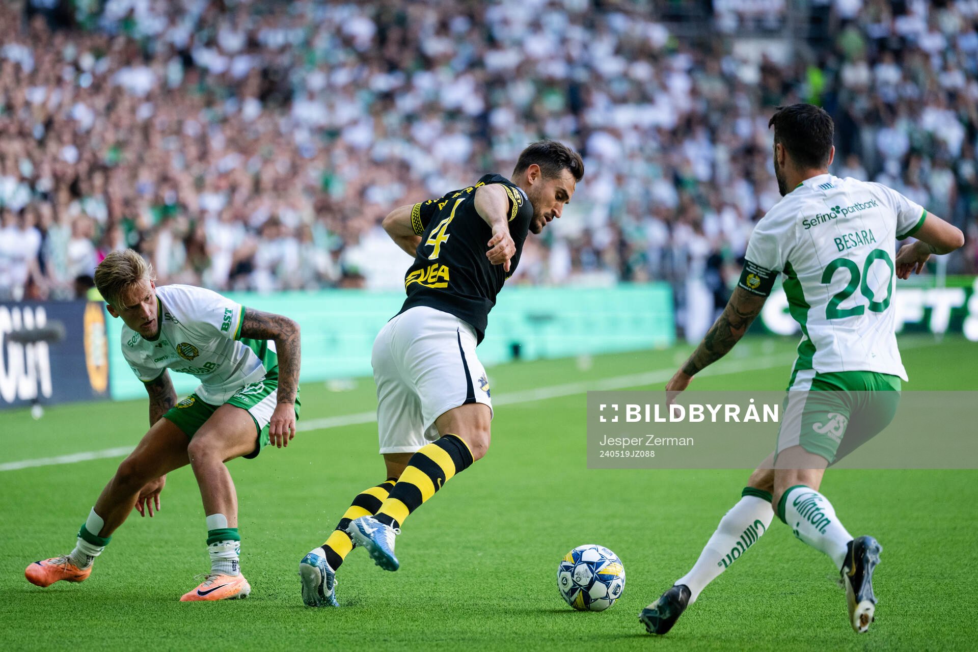 AIKs Sotirios Papagiannopoulos i en kamp mot. Hammarbys
