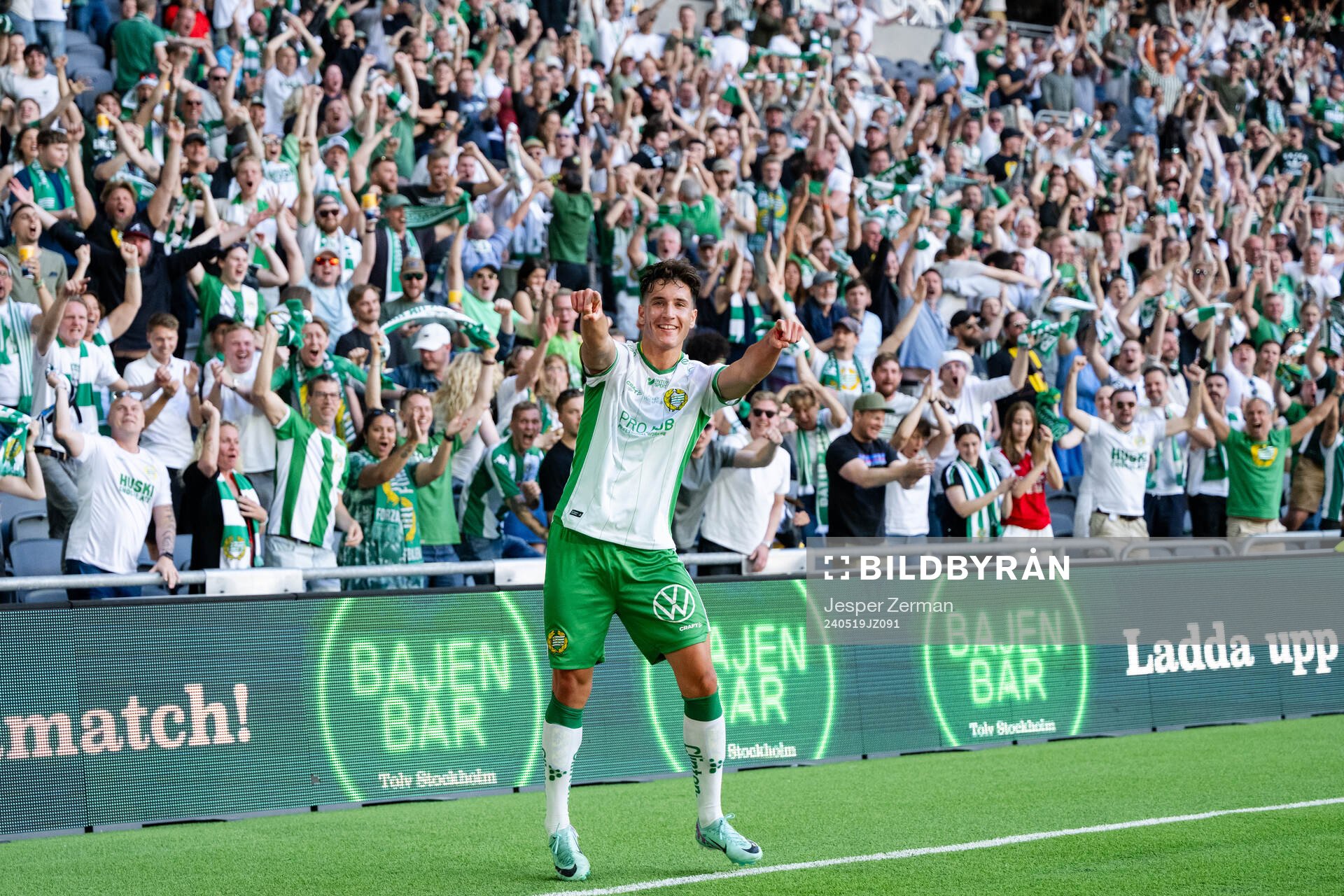 Hammarbys Deniz Gul jublar