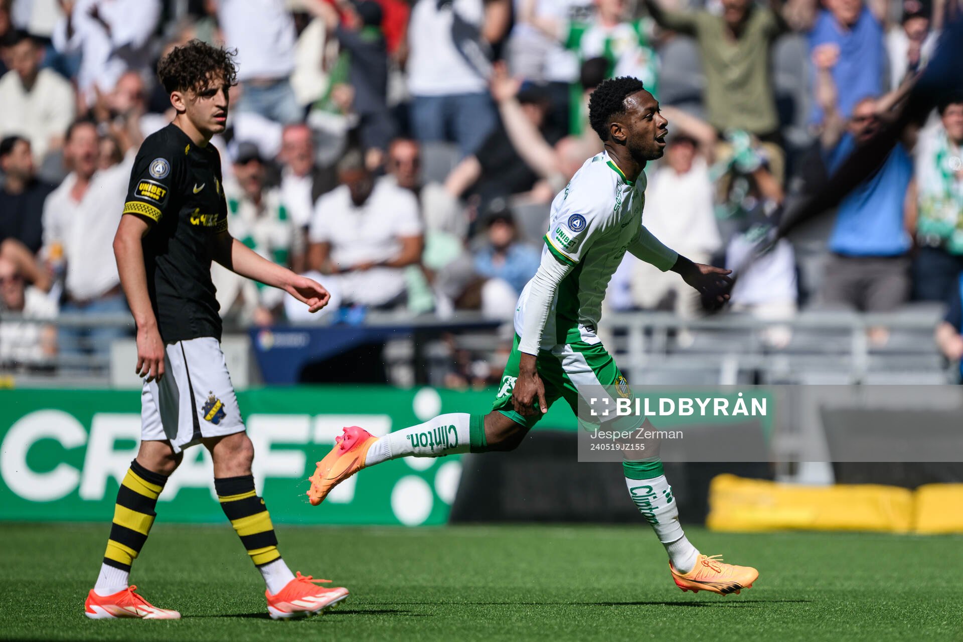 Hammarbys Shaquille Pinas jublar