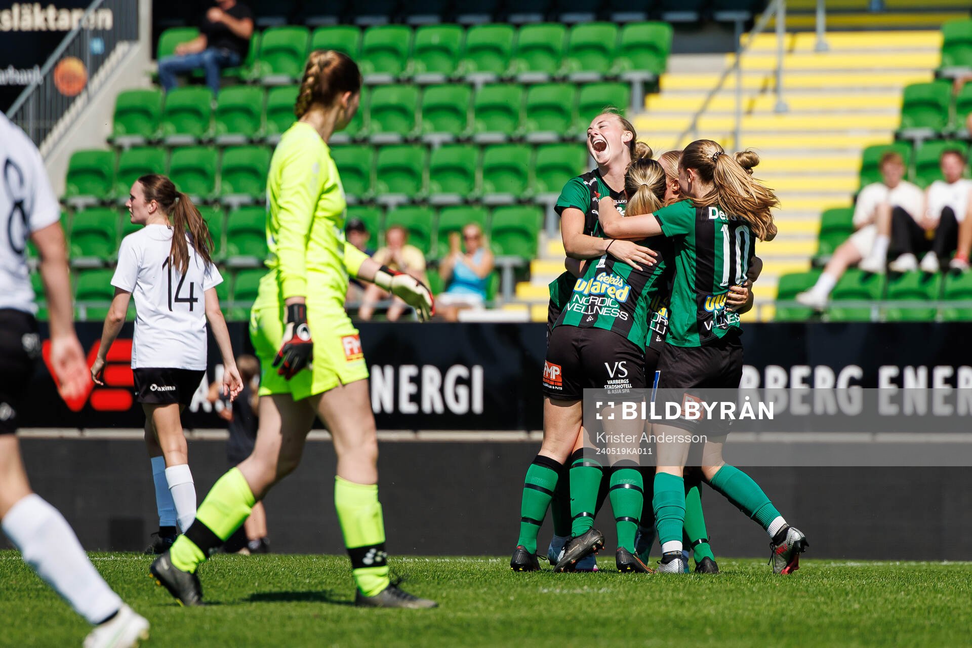 Varbergs spelare jublar