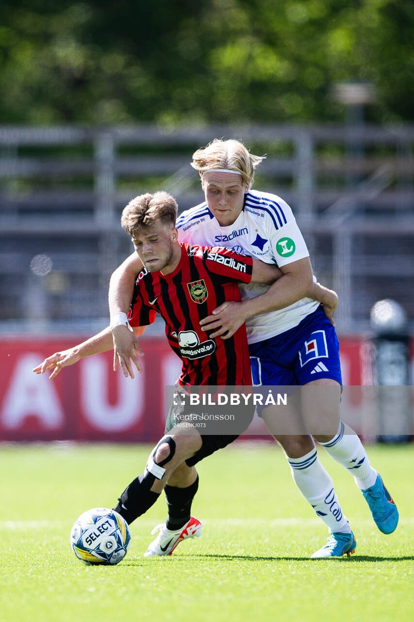 Brommapojkarnas Wilmer Odefalk och IFK Norrköpings Isak