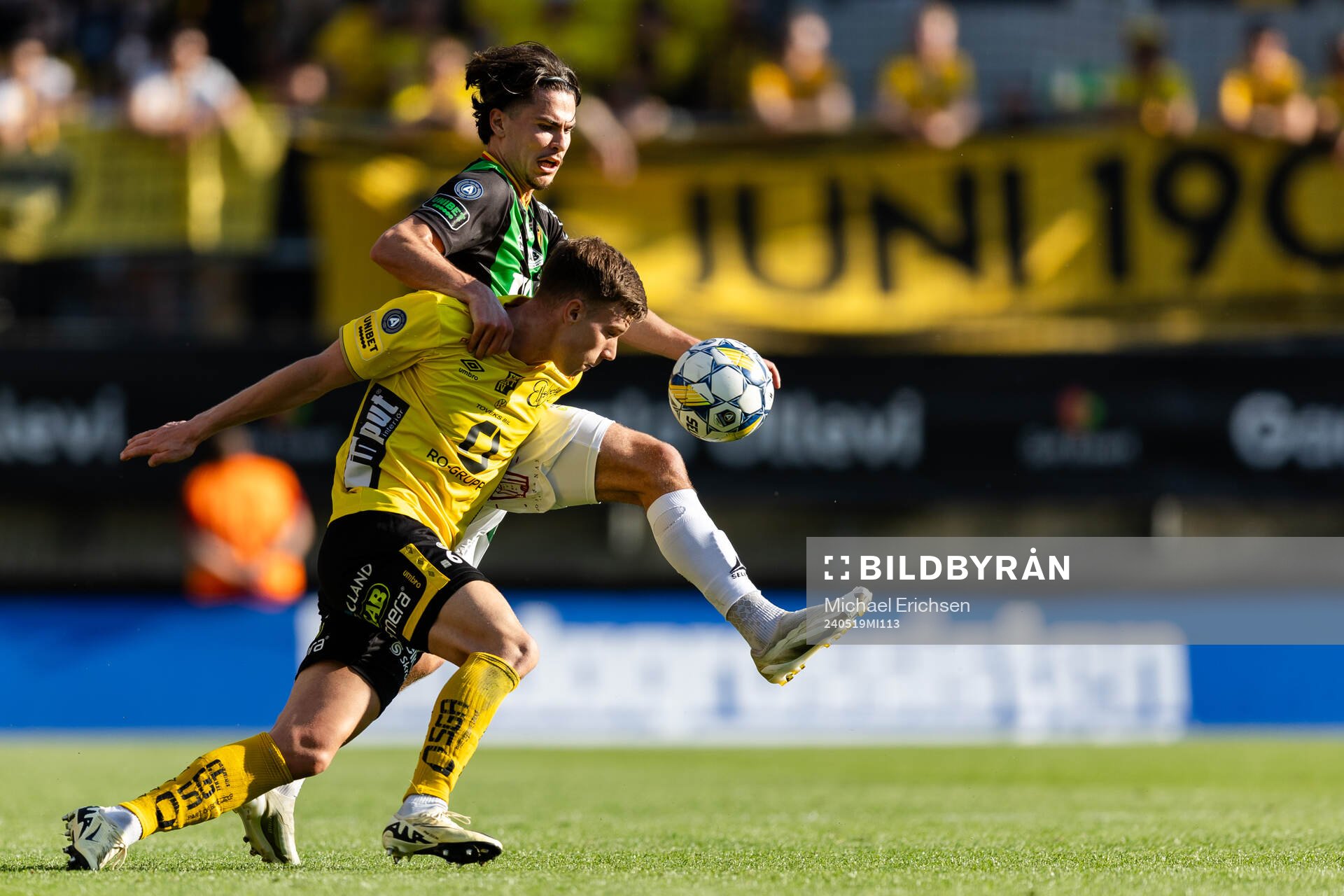 Elfsborgs Andri Fannar Baldursson och GAIS William