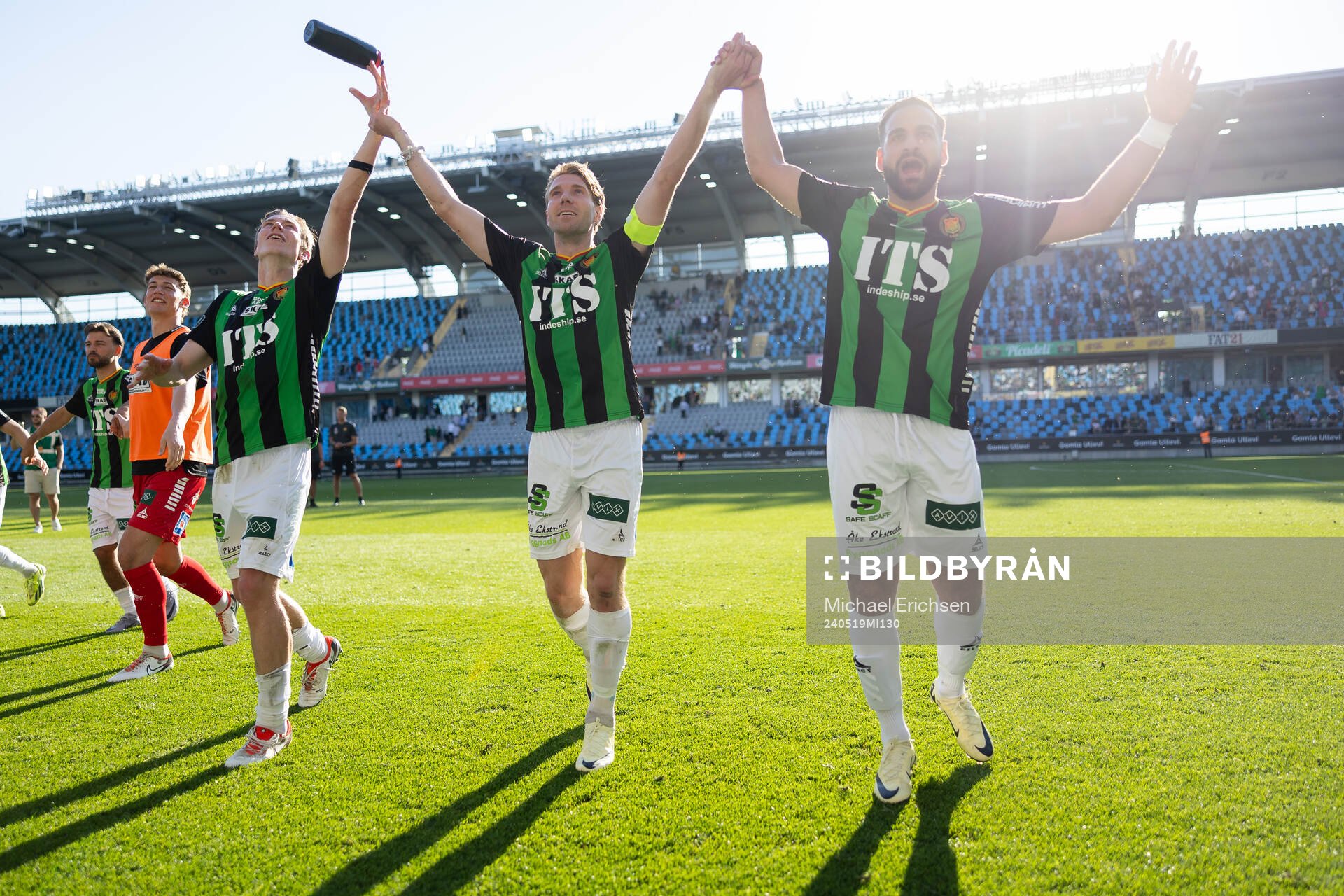 GAIS Robin Frej, August Wängberg och Mervan Celik jublar efter fotbollsmatchen i Allsvenskan mellan GAIS och Elfsborg den 19 maj 2024 i Göteborg.