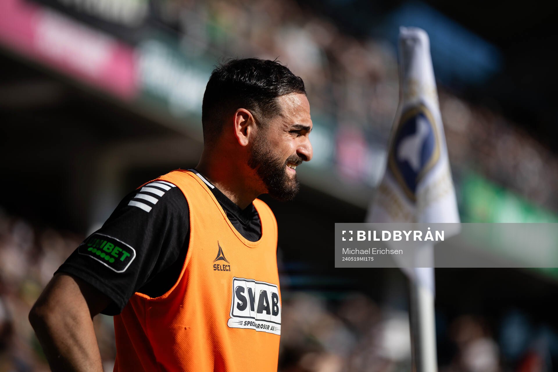 GAIS  Mervan Celik värmer upp