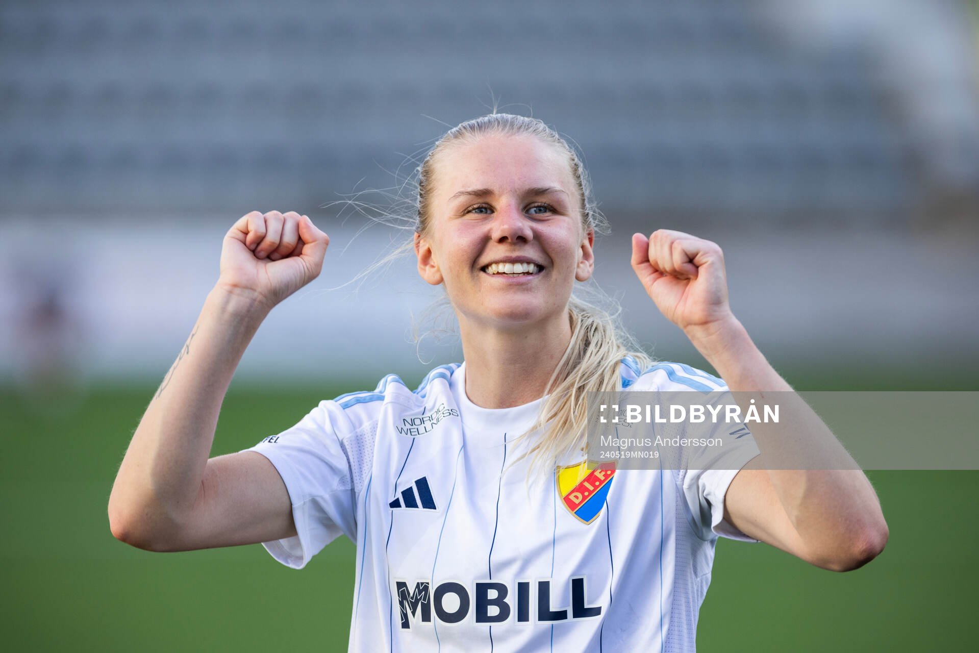 Djurgårdens Nellie Lilja jublar efter fotbollsmatchen i Damallsvenskan mellan Linköping och Djurgården den 19 maj 2024 i Linköping.