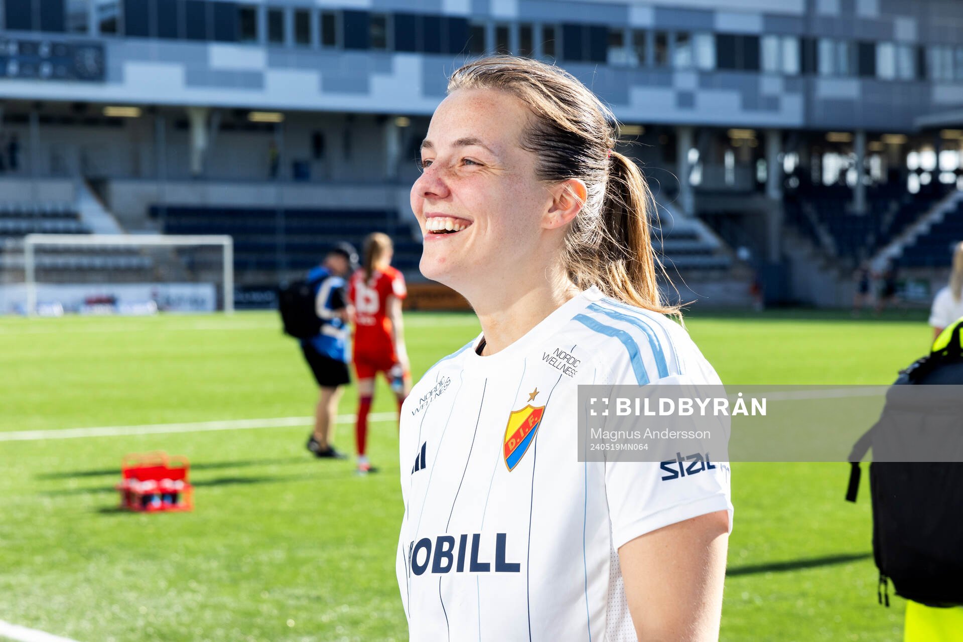Djurgårdens Ina Vårhus jublar efter fotbollsmatchen i Damallsvenskan mellan Linköping och Djurgården den 19 maj 2024 i Linköping.