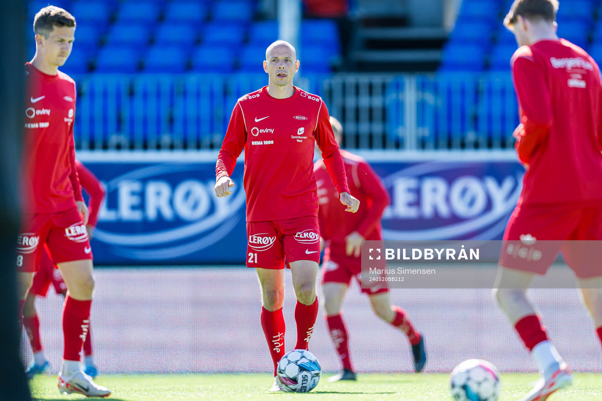 Ruben Kristiansen of Brann warms up