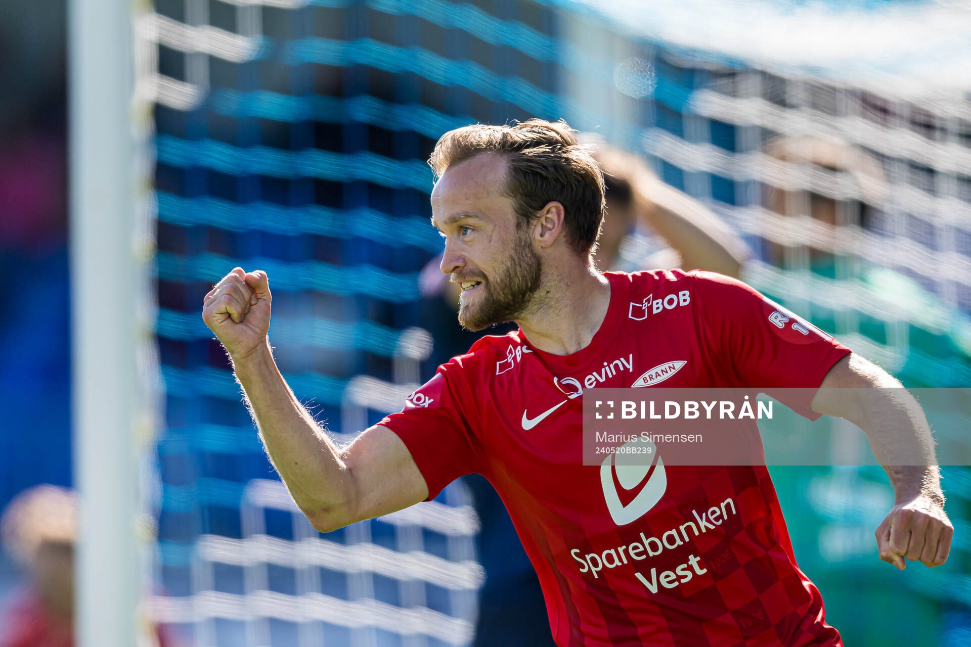 Bård Finne of Brann celebrates