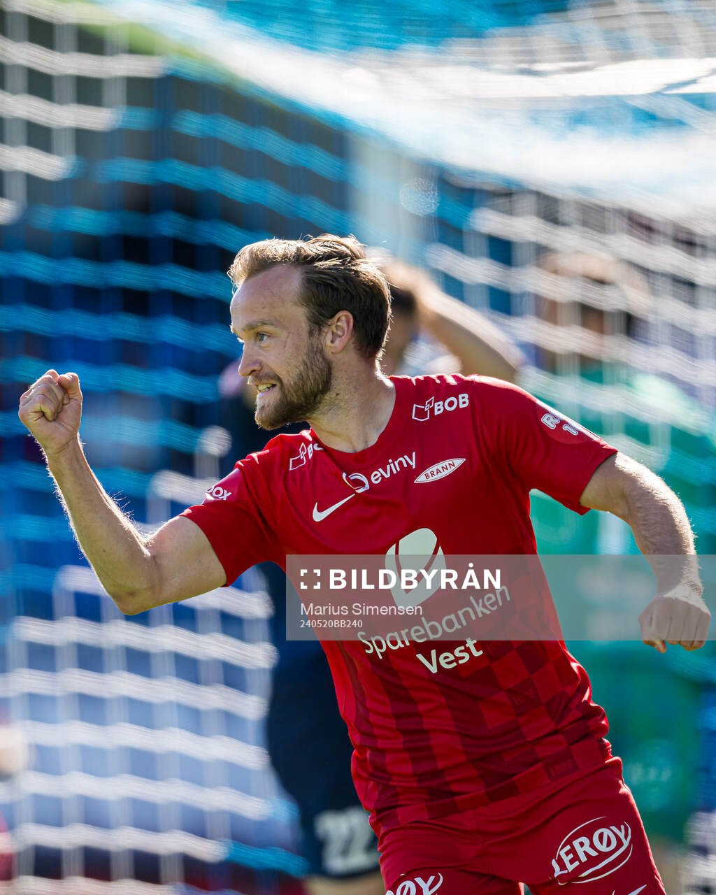 Bård Finne of Brann celebrates