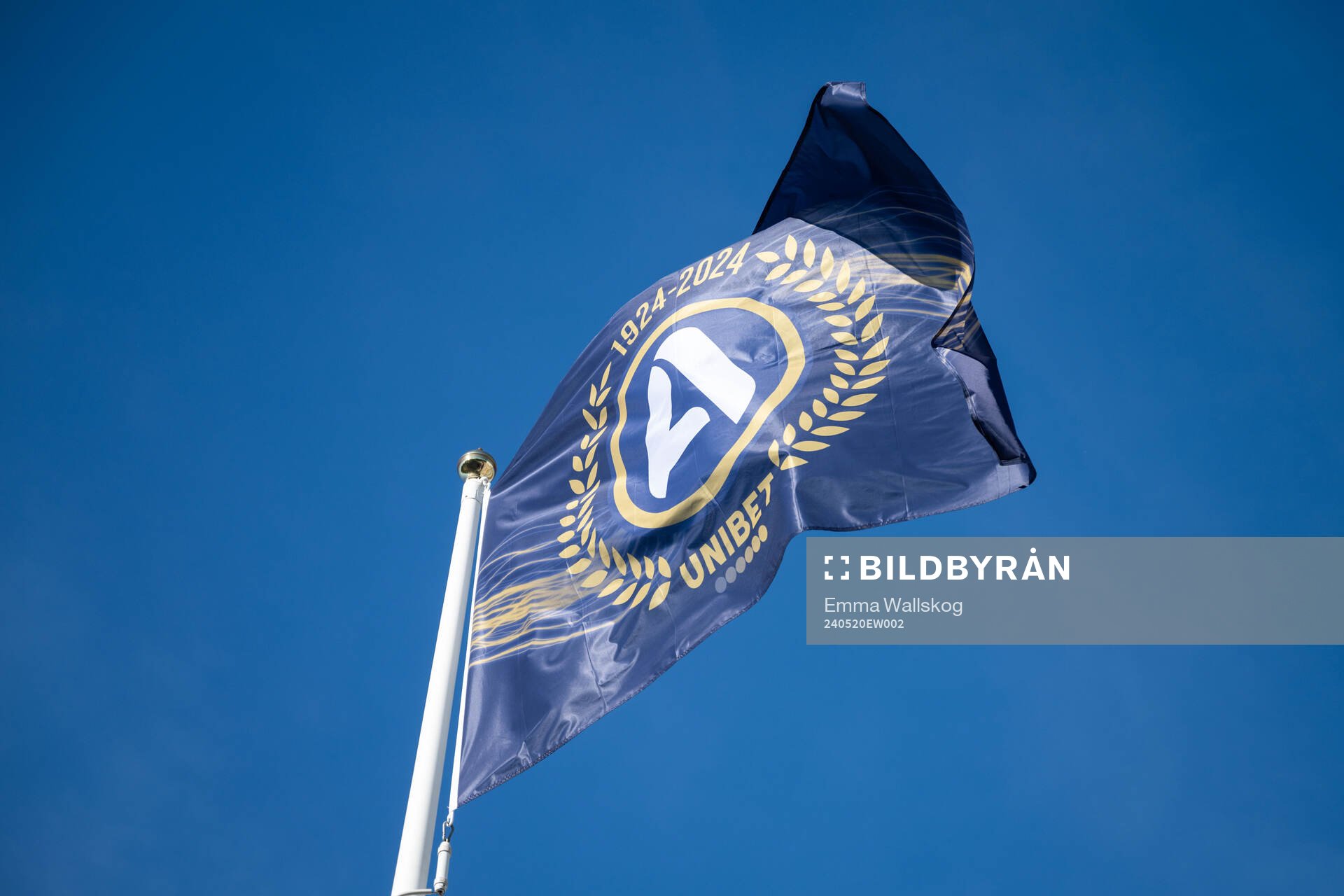Flagga med Allsvenskans logotyp